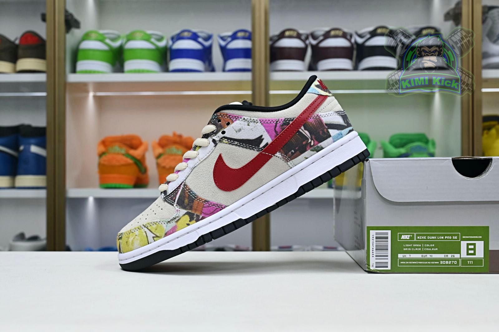 Kimi kick Nike Dunk SB Low Paris