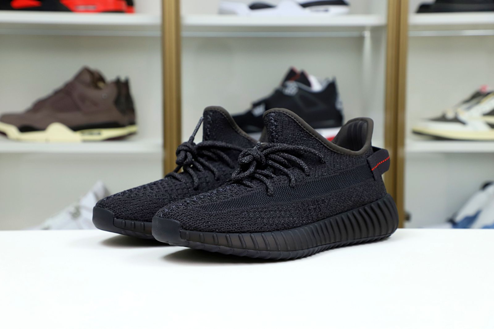 Kimi kick YEEZY BOOST 350 V2 'BLACK REFLECTIVE'