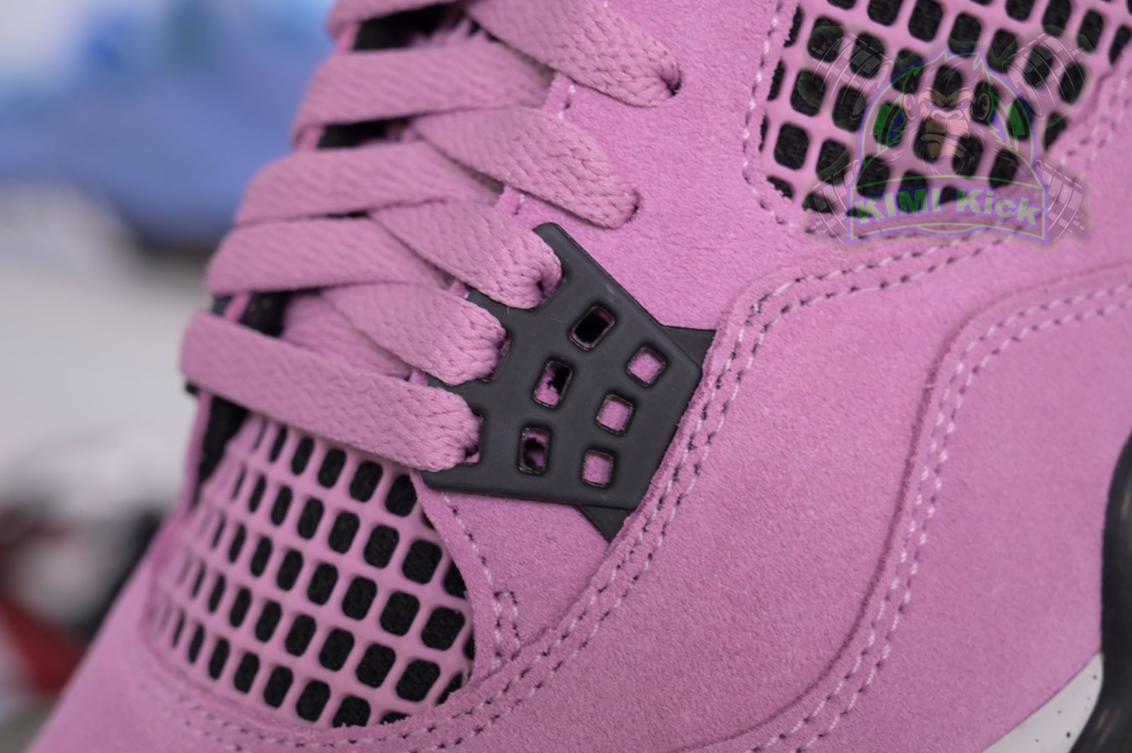 Kimi kick Jordan Air Jordan 4“Orchid”