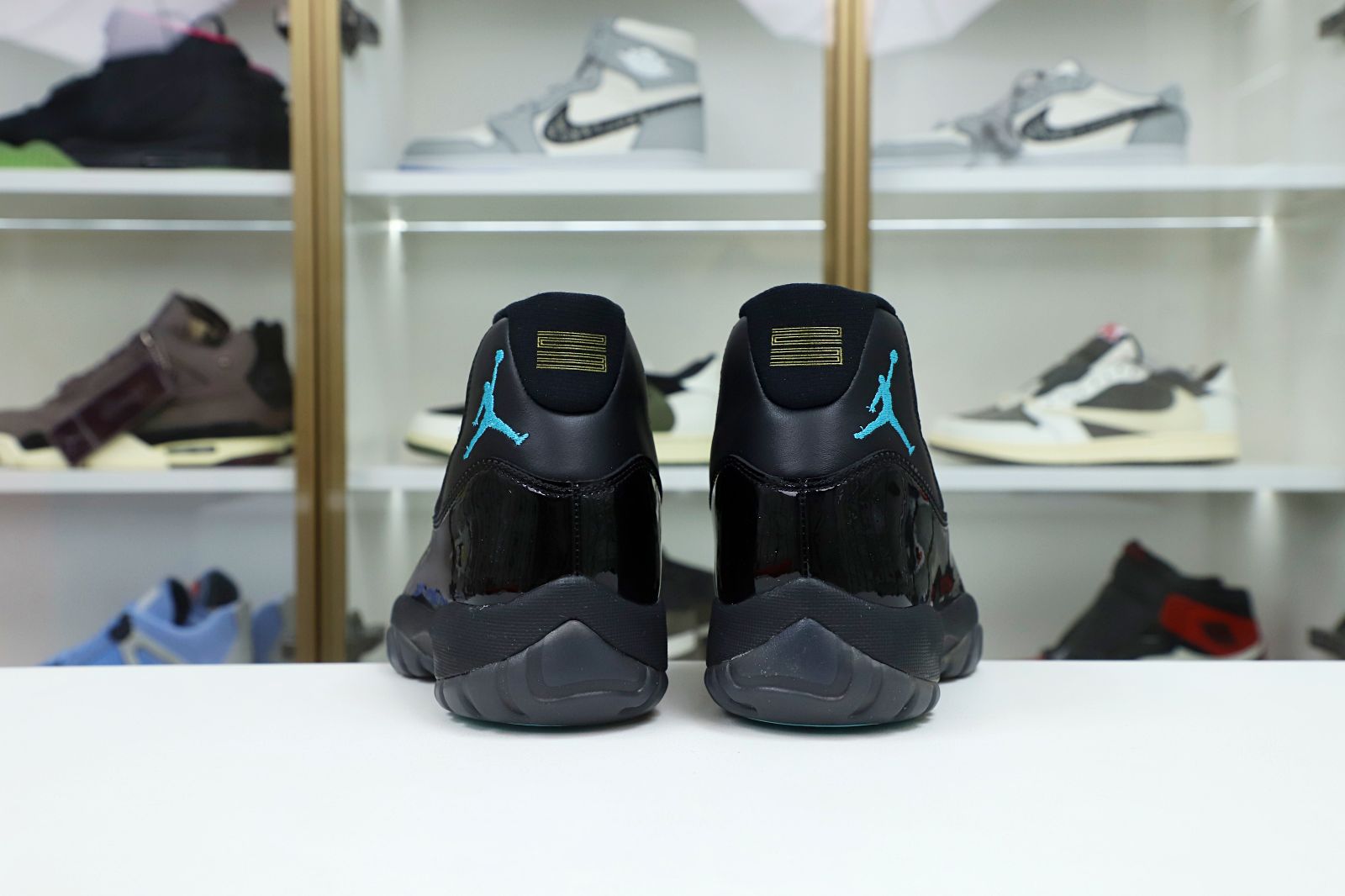 Kimi kick AIR JORDAN 11 RETRO GAMMA BLUE