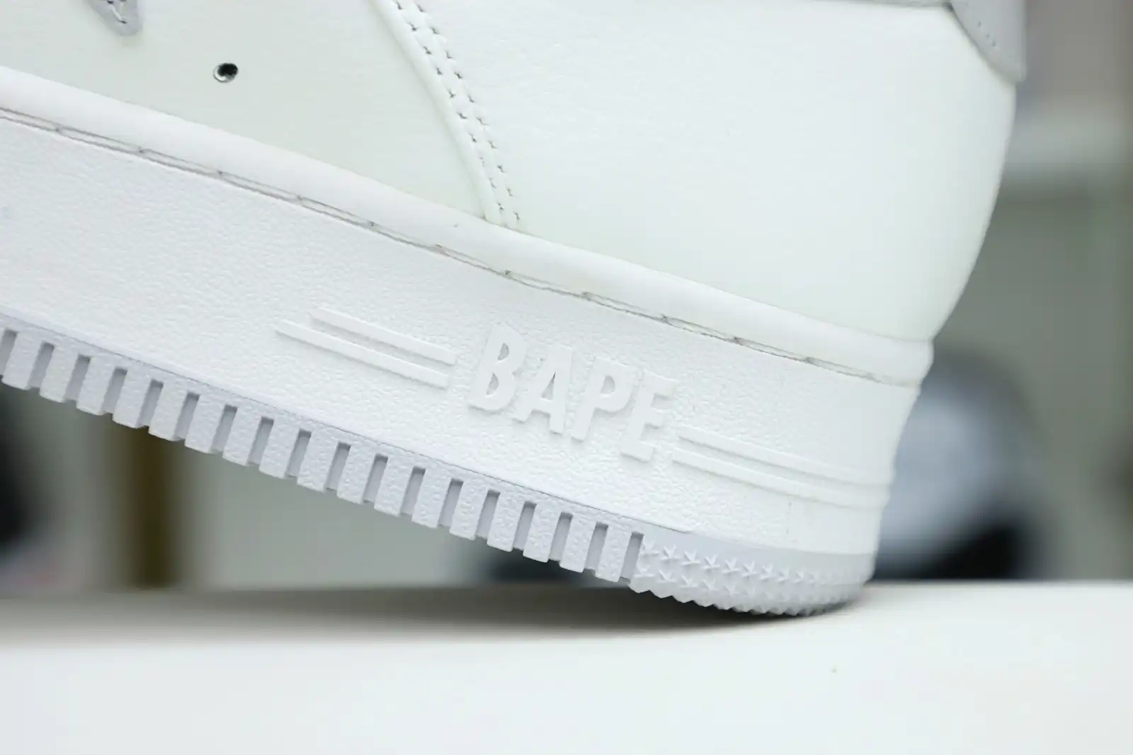 Kimikick BAPESTA 'WHITE'