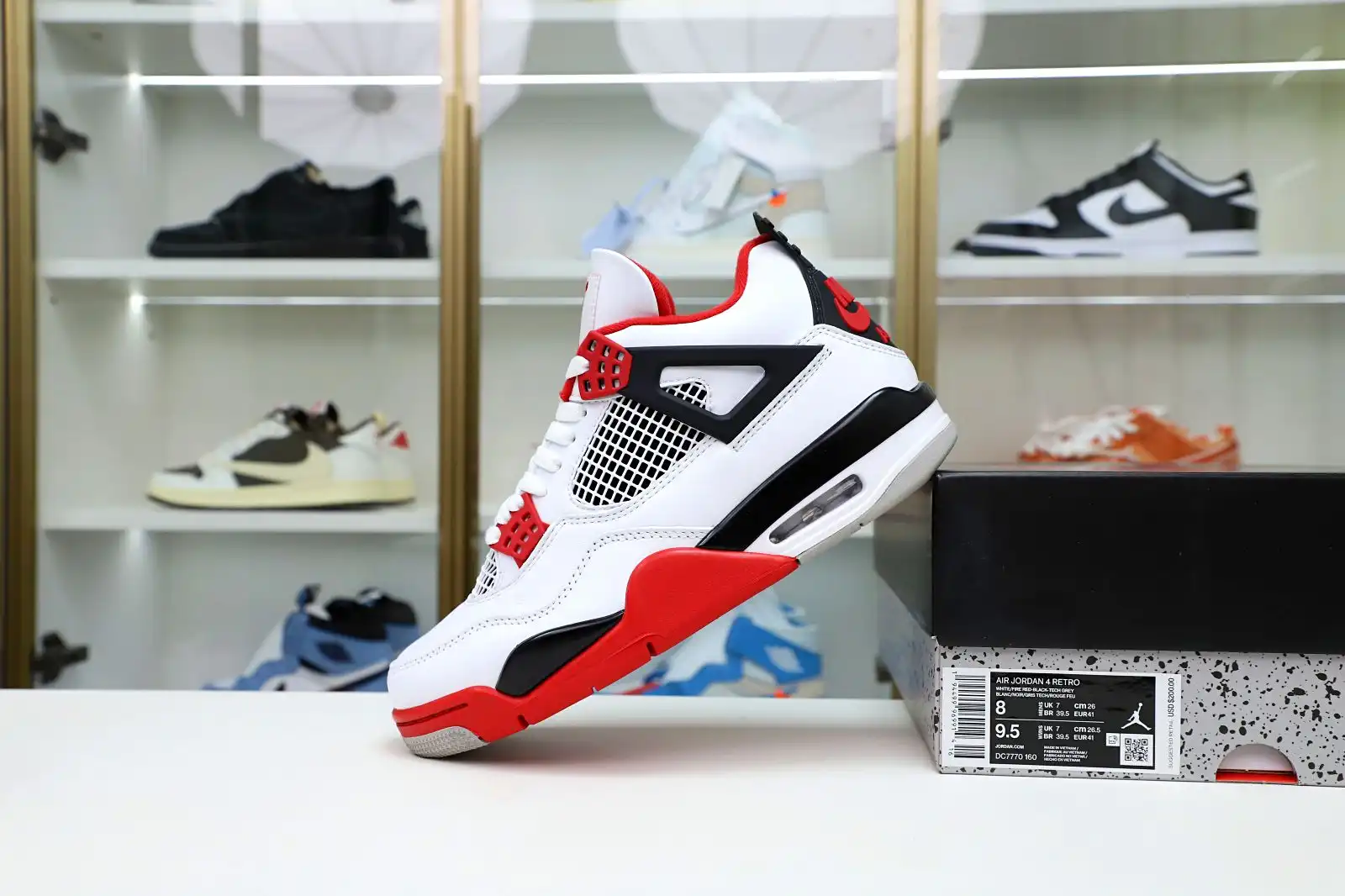 Cheap Kimi kick AIR JORDAN 4 RETRO 'FIRE RED' 2012