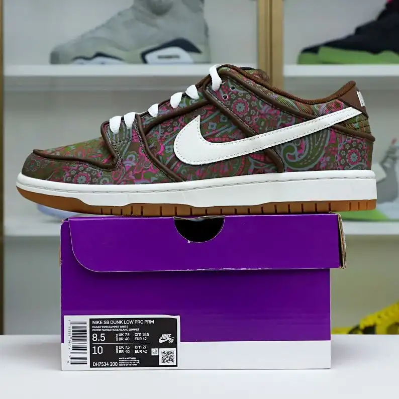 Kimikick Nike Dunk SB Low Paisley