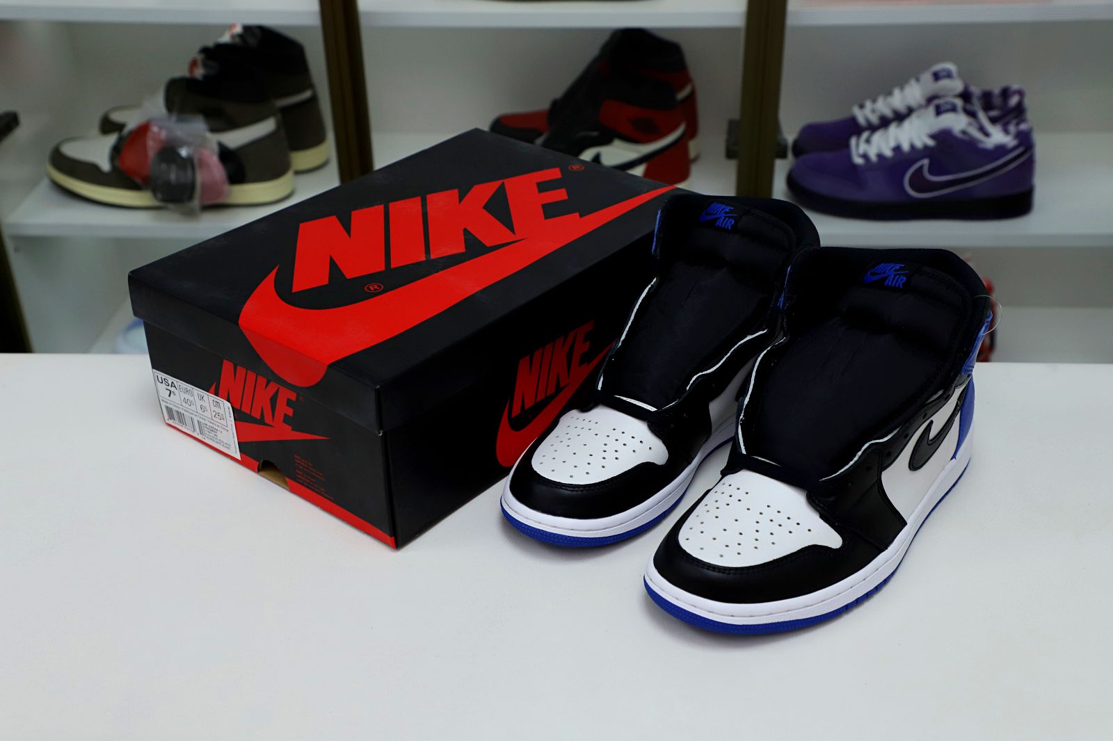 Kimi kick FRAGMENT DESIGN X AIR JORDAN 1 RETRO HIGH