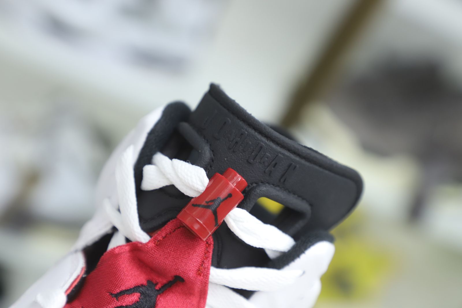 Kimi kick AIR JORDAN 6 RETRO OG 'CARMINE' 2021