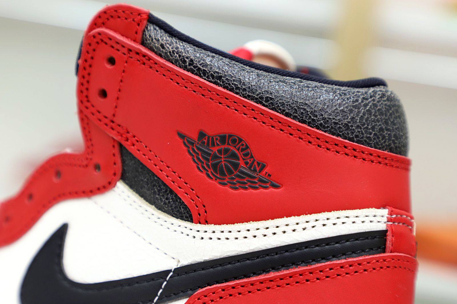 Kimi kick AIR JORDAN 1 REIMAGINED LOST AND FOUND “CHICAGO” 2022