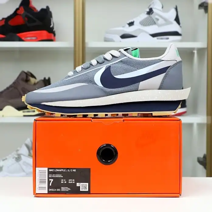 Kimikick sacai x Nike LDWaffe 