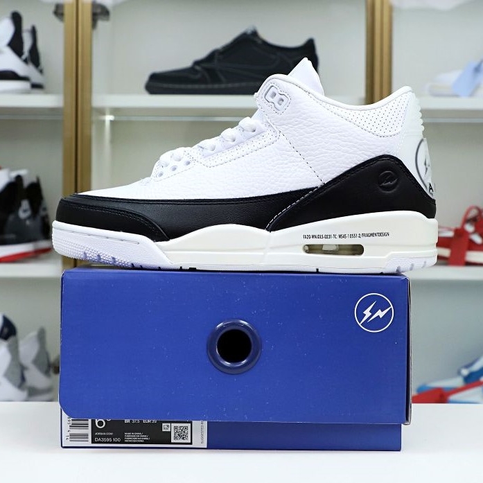 Kimi kick FRAGMENT DESIGN X AIR JORDAN 3 RETRO SP 'WHITE'