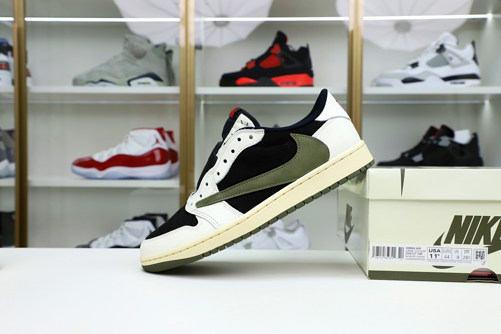 Kimi kick TRAVIS SCOTT X NIKE AIR JORDAN 1 LOW OG “Olive”