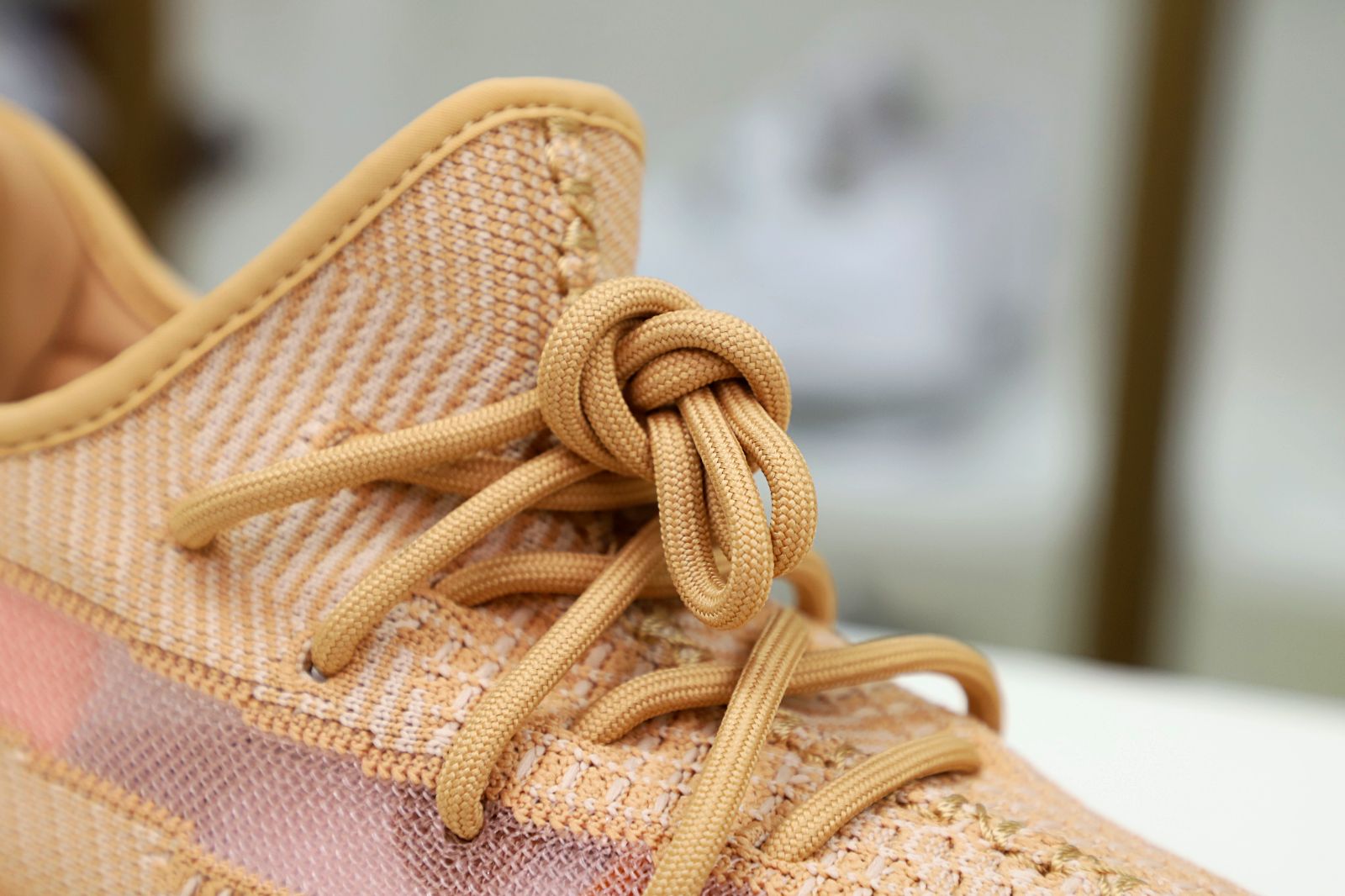 Kimi kick YEEZY BOOST 350 V2 'CLAY'