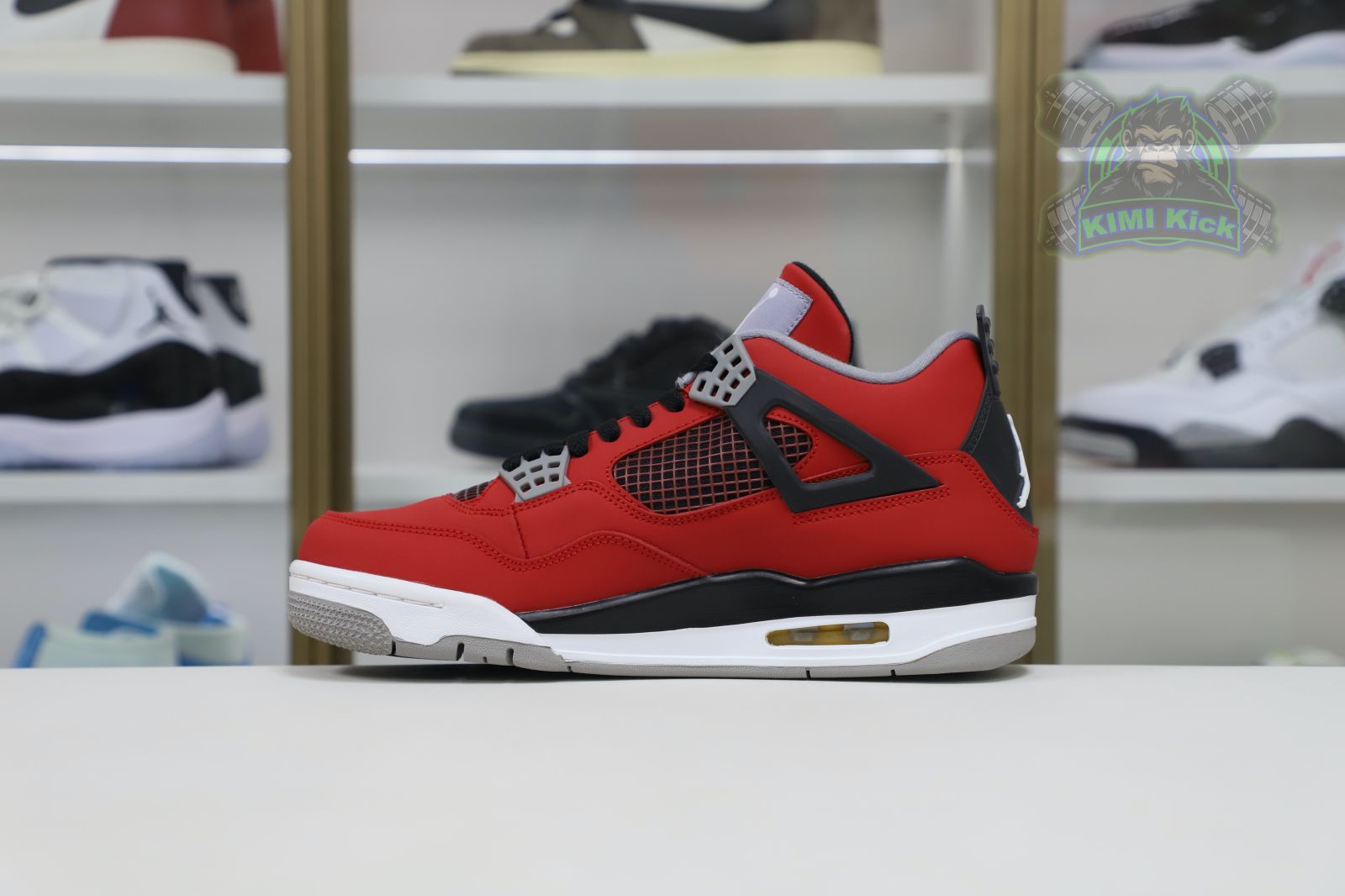 Kimi kick Jordan Air Jordan4 RetroToro Bravo