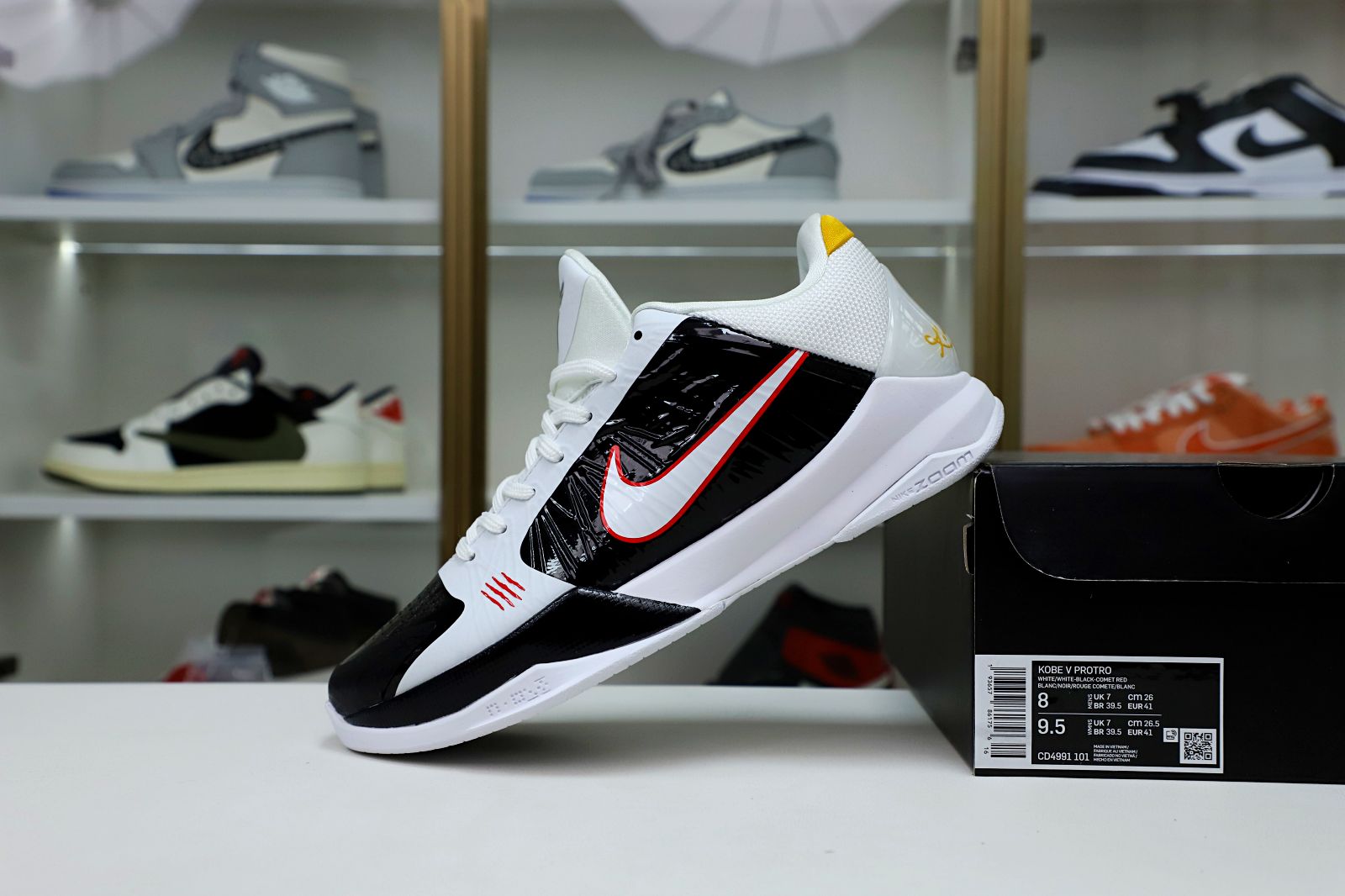 Kimi kick NIKE ZOOM KOBE 5 BRUCE LEE ALT