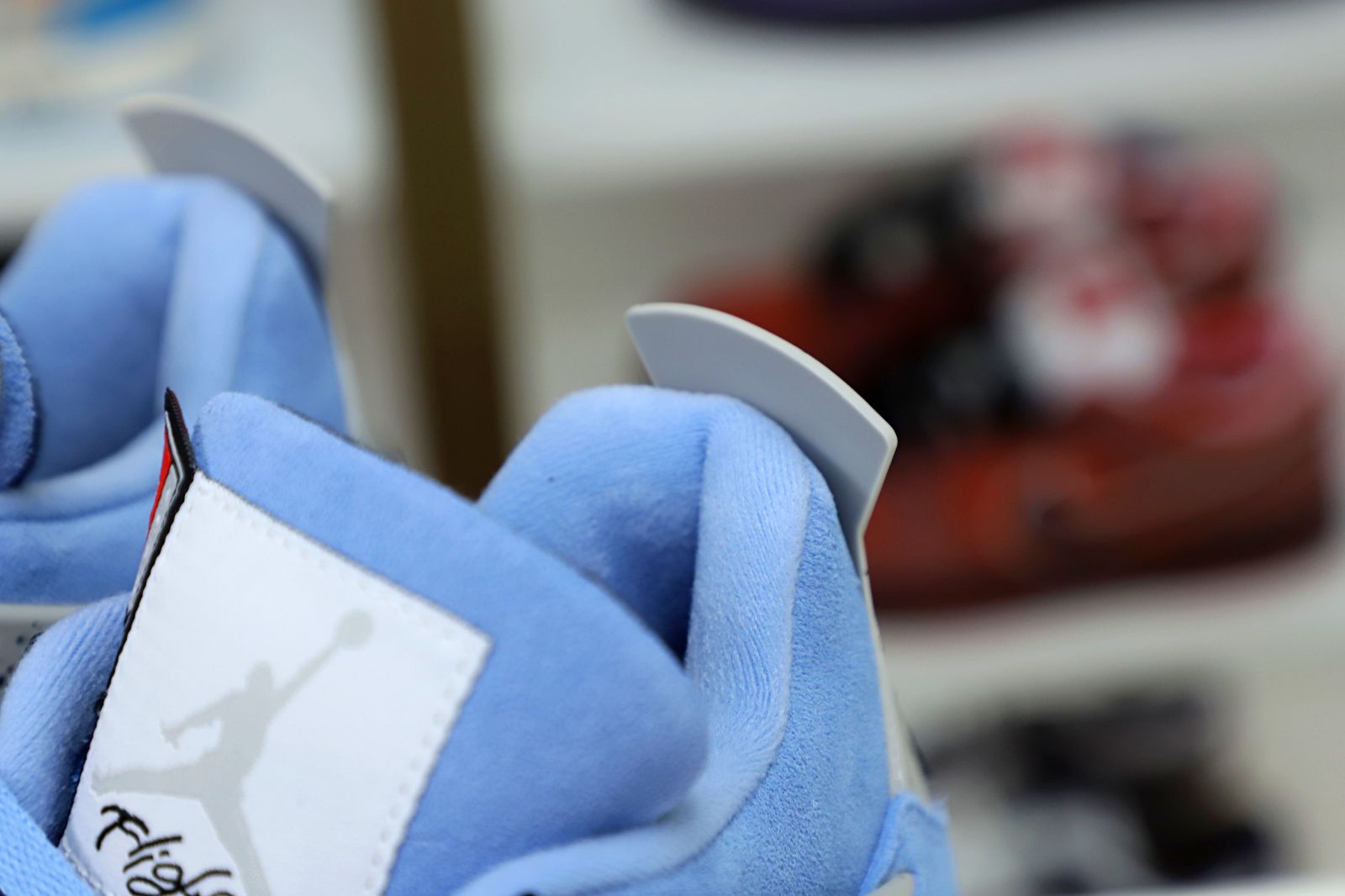 Kimi kick AIR JORDAN 4 UNIVERSITY BLUE