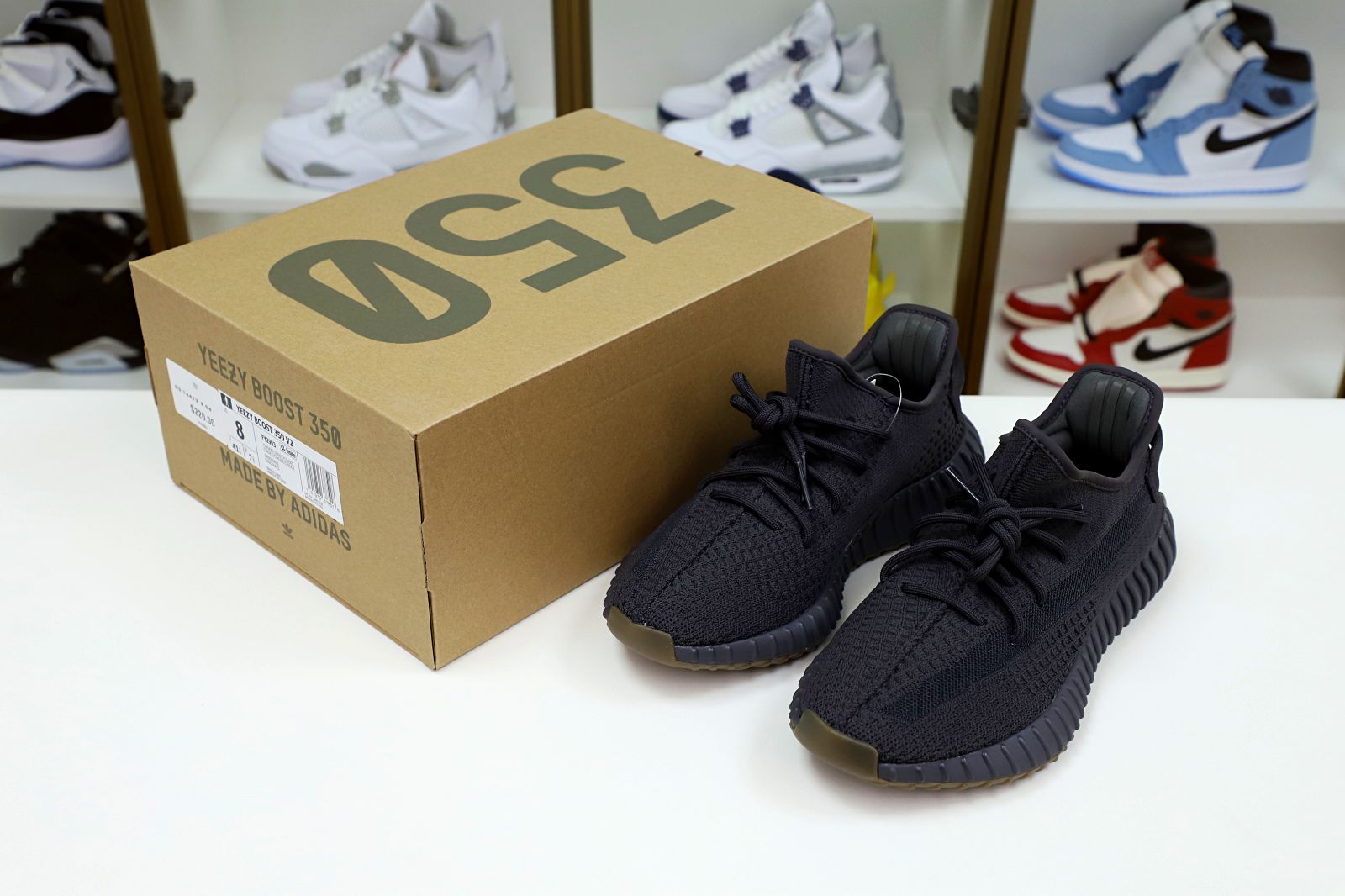 Kimi kick YEEZY BOOST  350 V2 ORIGINALS