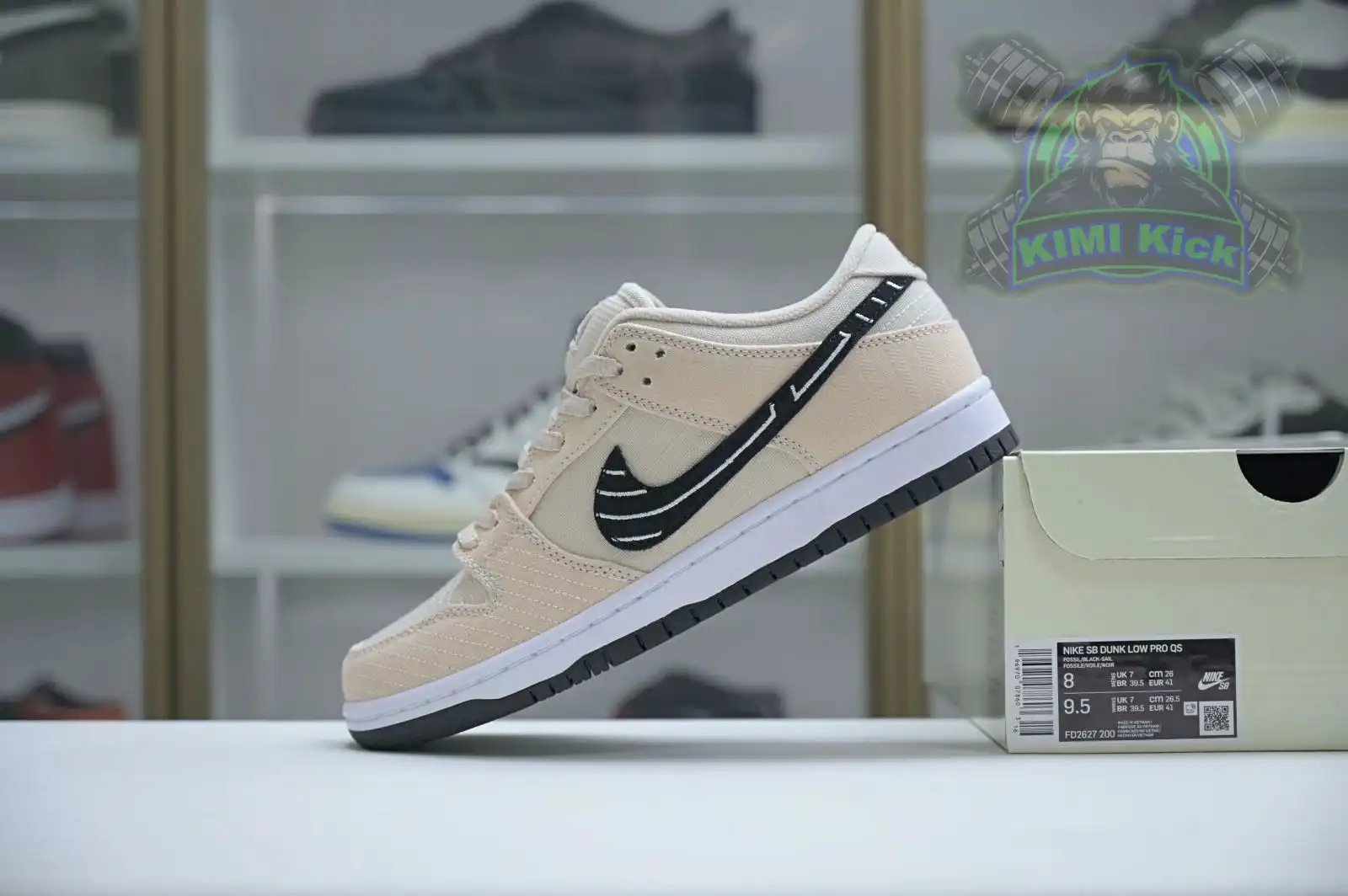 Kimikick Albino & Preto x Nike Dunk SB Low Pro 