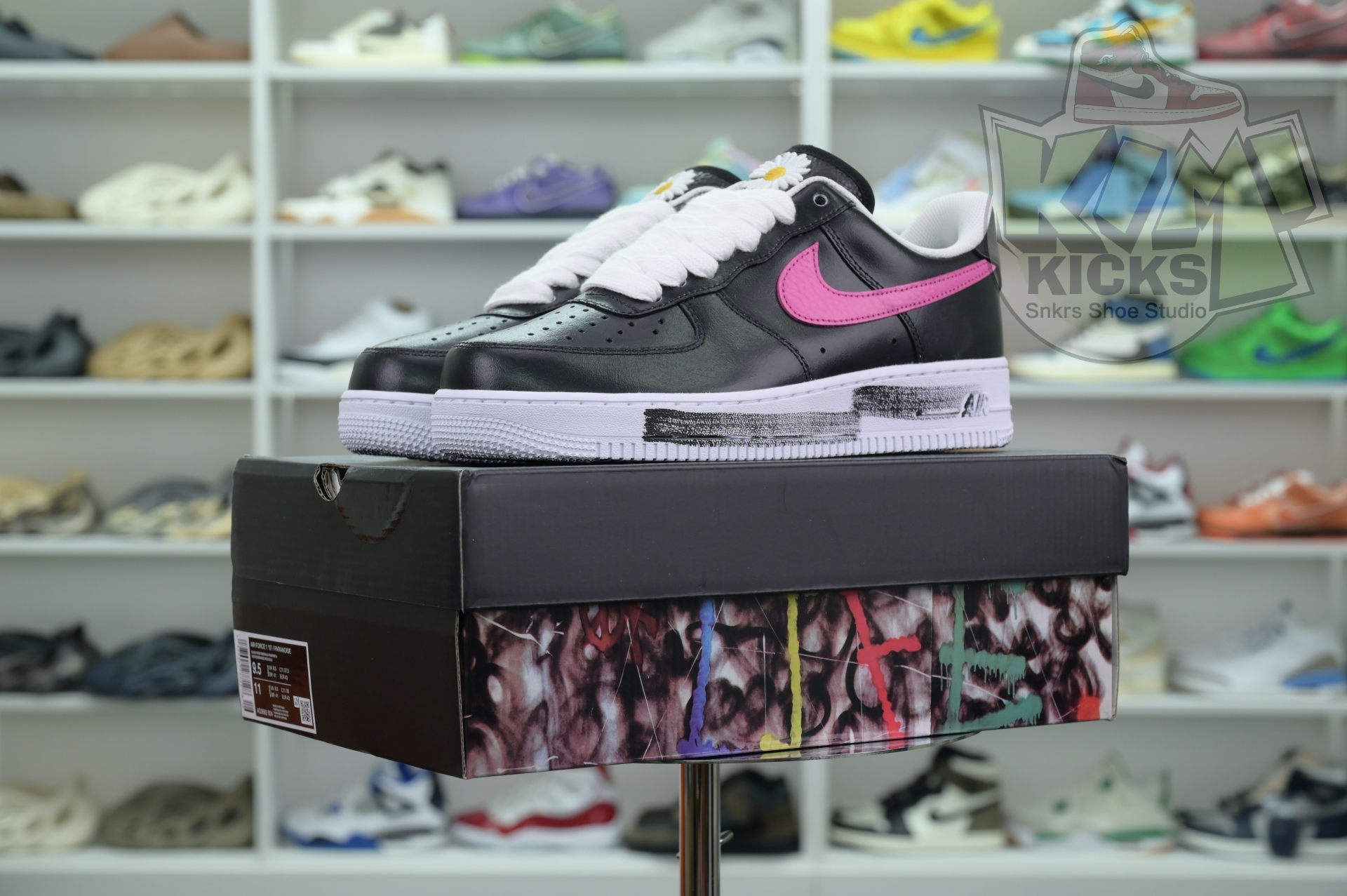 Kimi kick Peaceminusone x Nike Air Force 1 “Para- Noise 3.0”