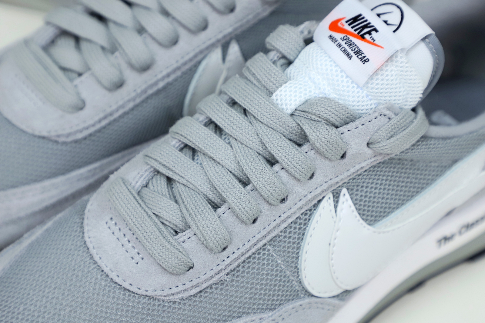 Kimi kick FRAGMENT DESIGN X SACAI X LDV WAFFLE 'LIGHT SMOKE GREY'