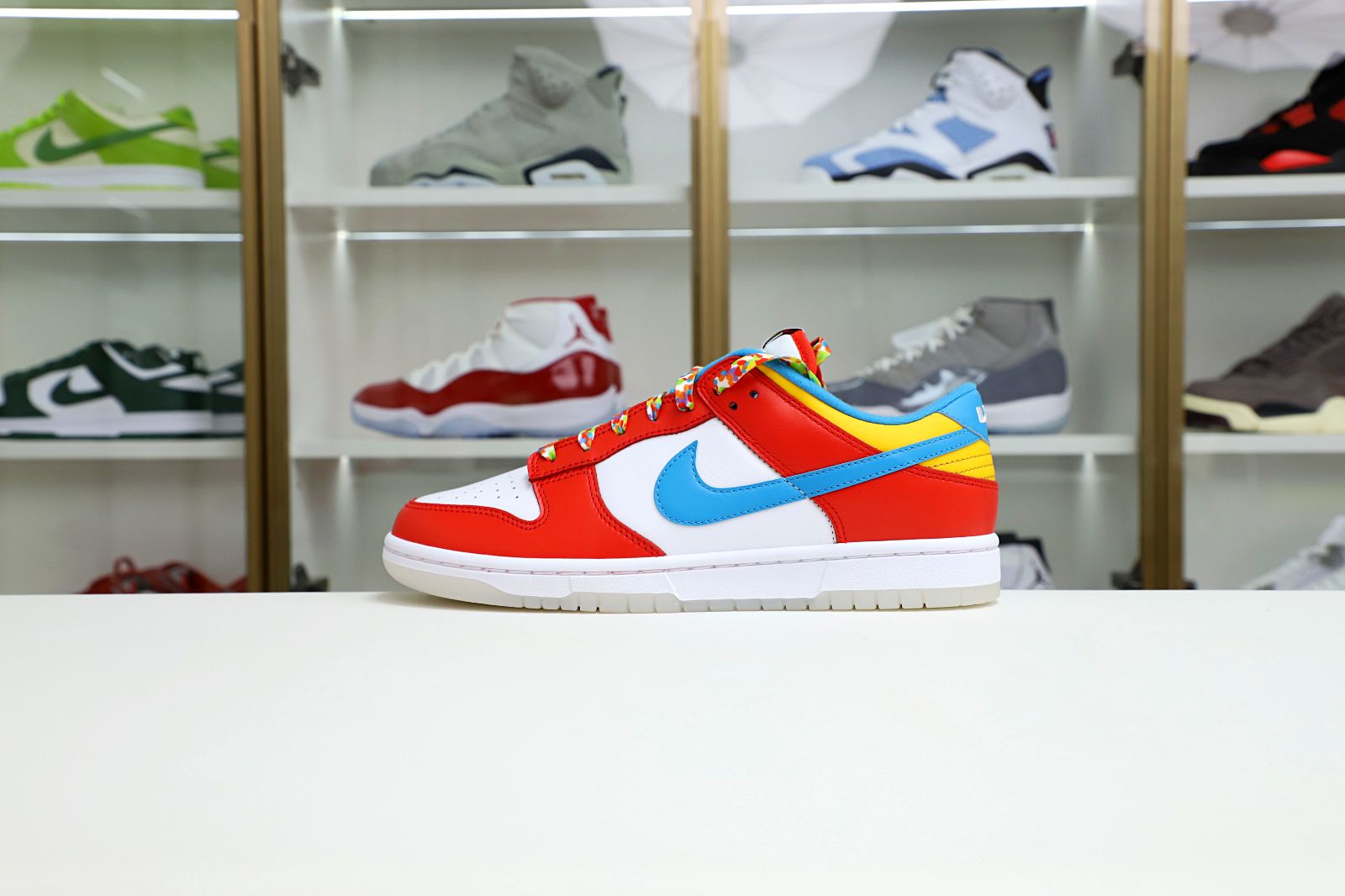 Kimi kick NIKE DUNK QS 'FRUITY PEBBLES'