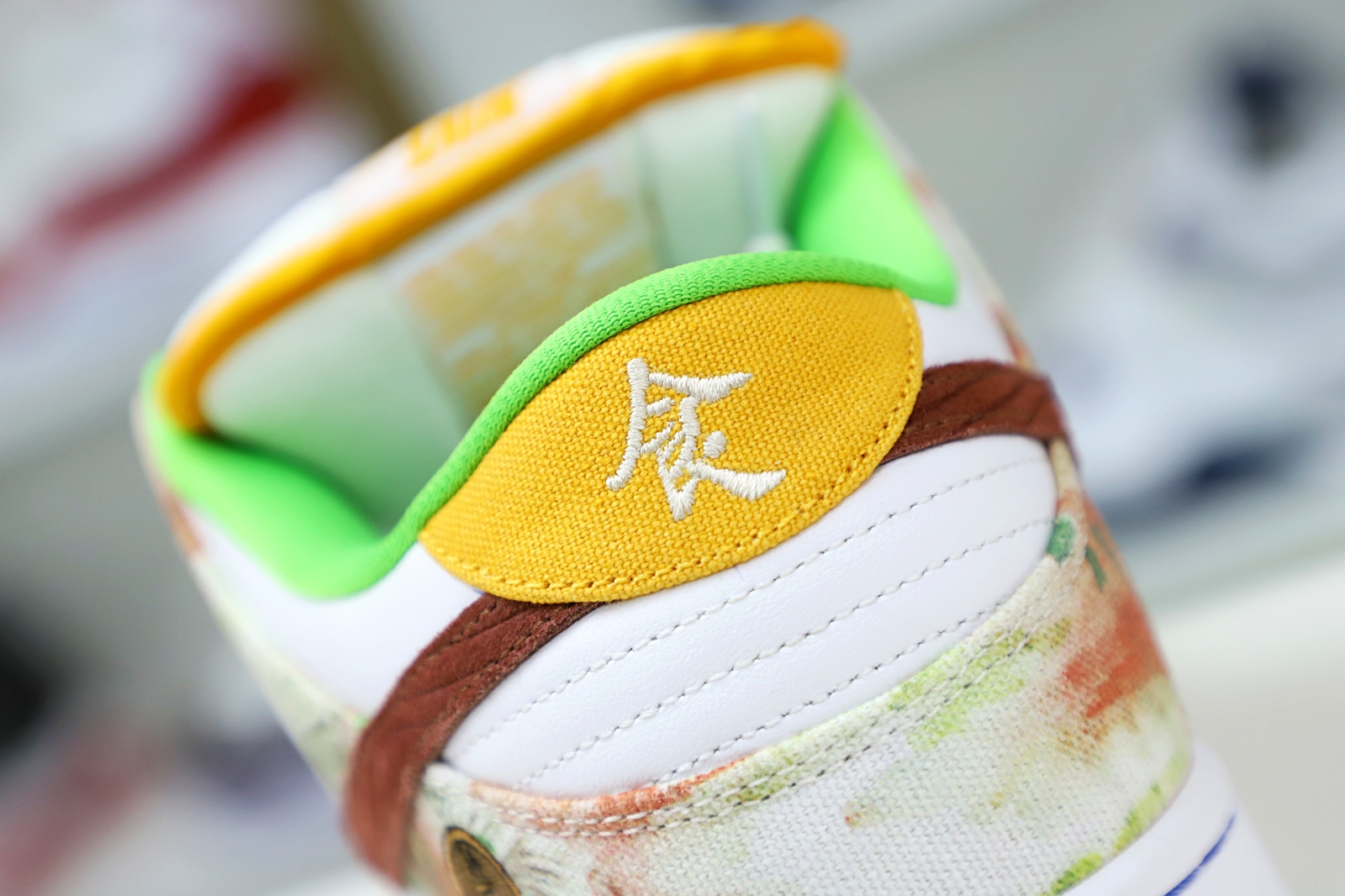 Kimi kick JASON DENG X DUNK LOW PRO SB 'STREET HAWKER'