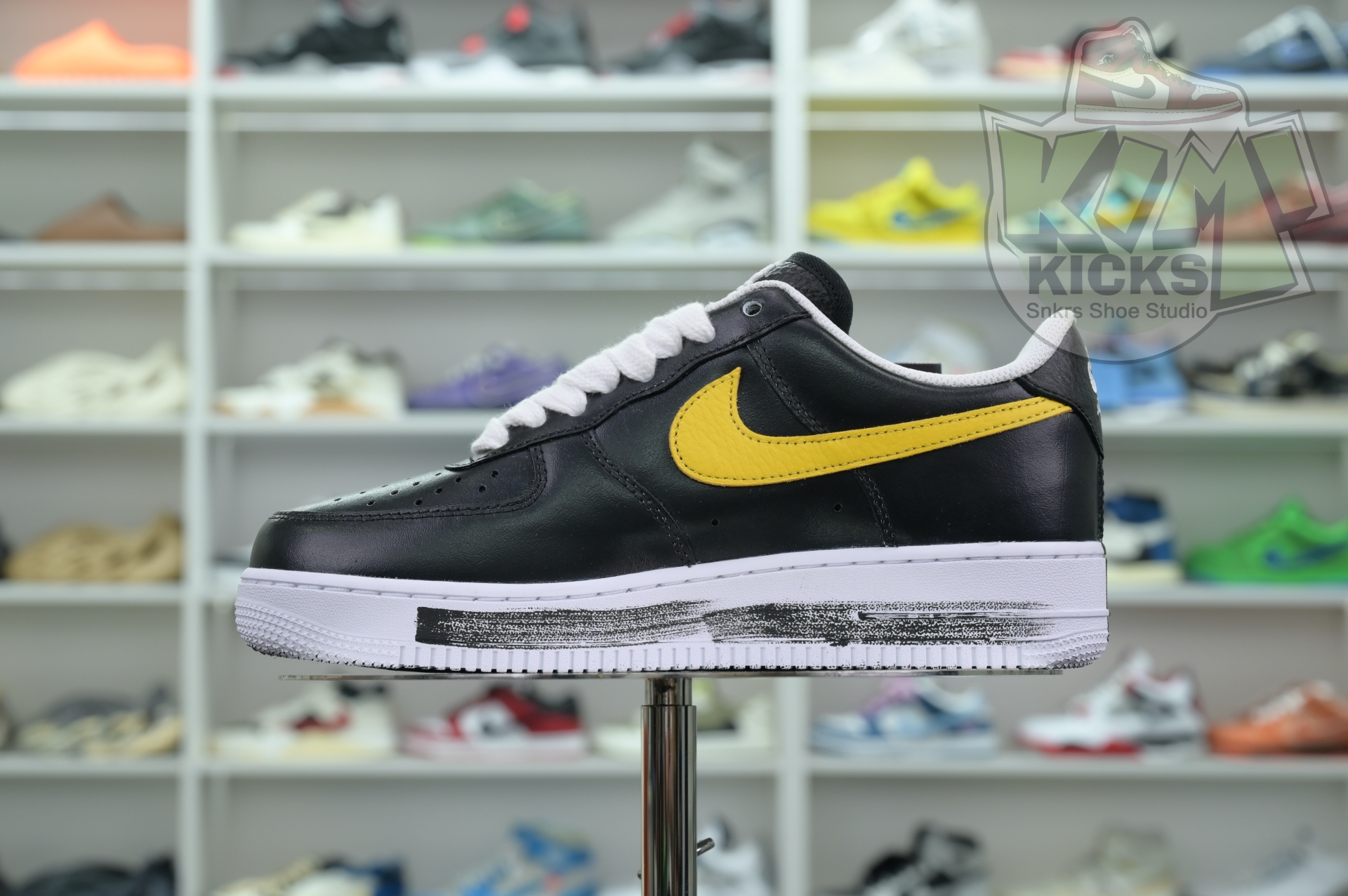 Kimi kick Peaceminusone x Nike Air Force 1 “Para- Noise 3.0”