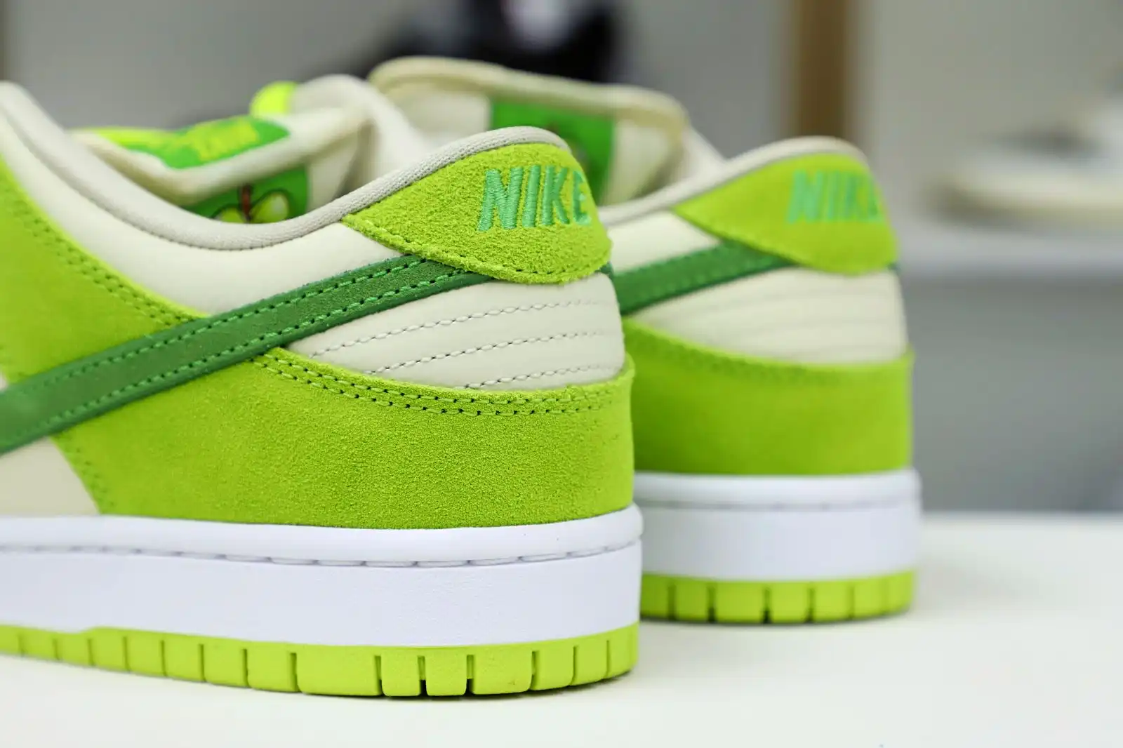 Kimikick NIKE SB DUNK LOW GREEN APPLE 2022