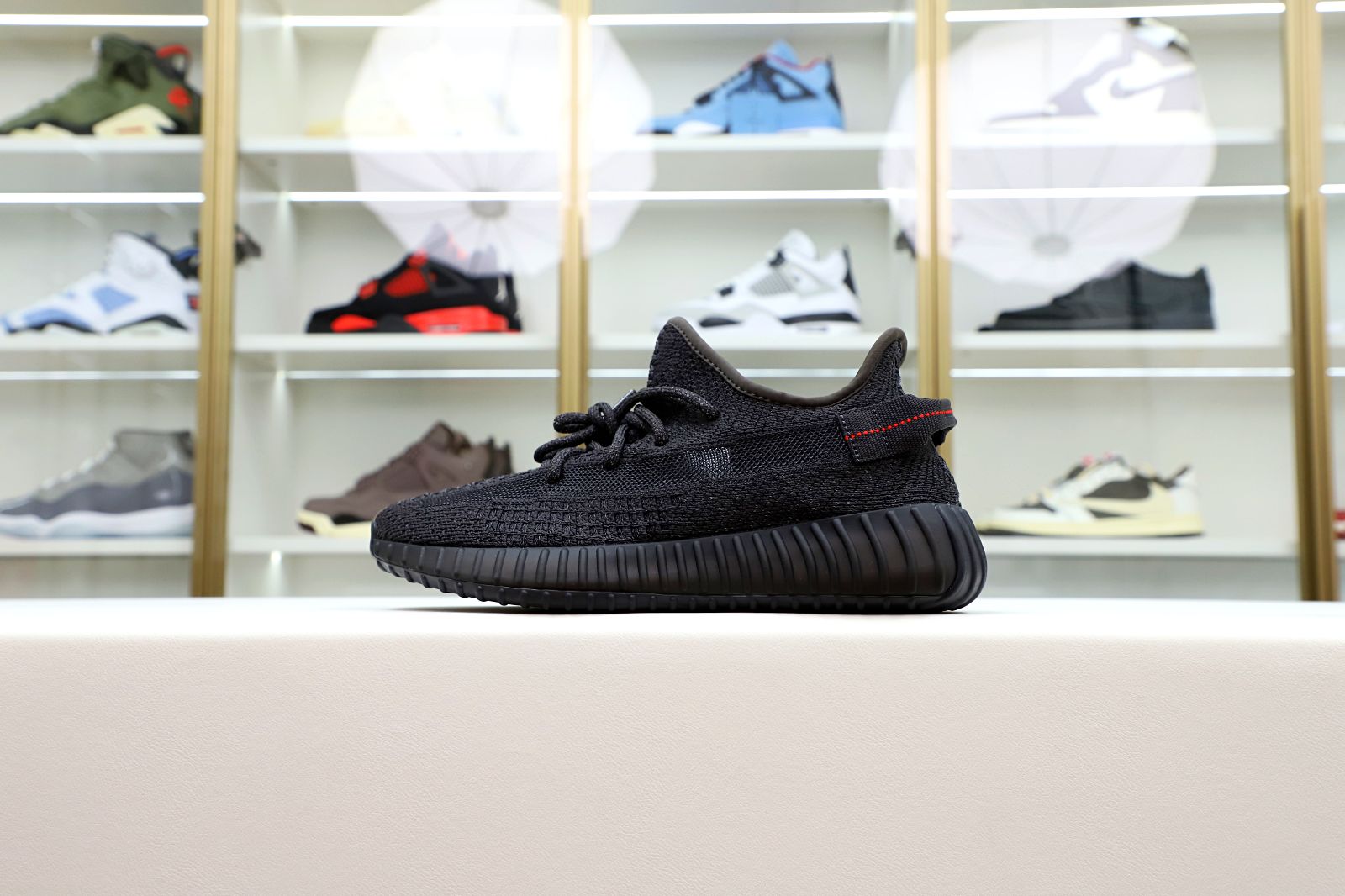 Kimi kick YEEZY BOOST 350 V2 'BLACK REFLECTIVE'