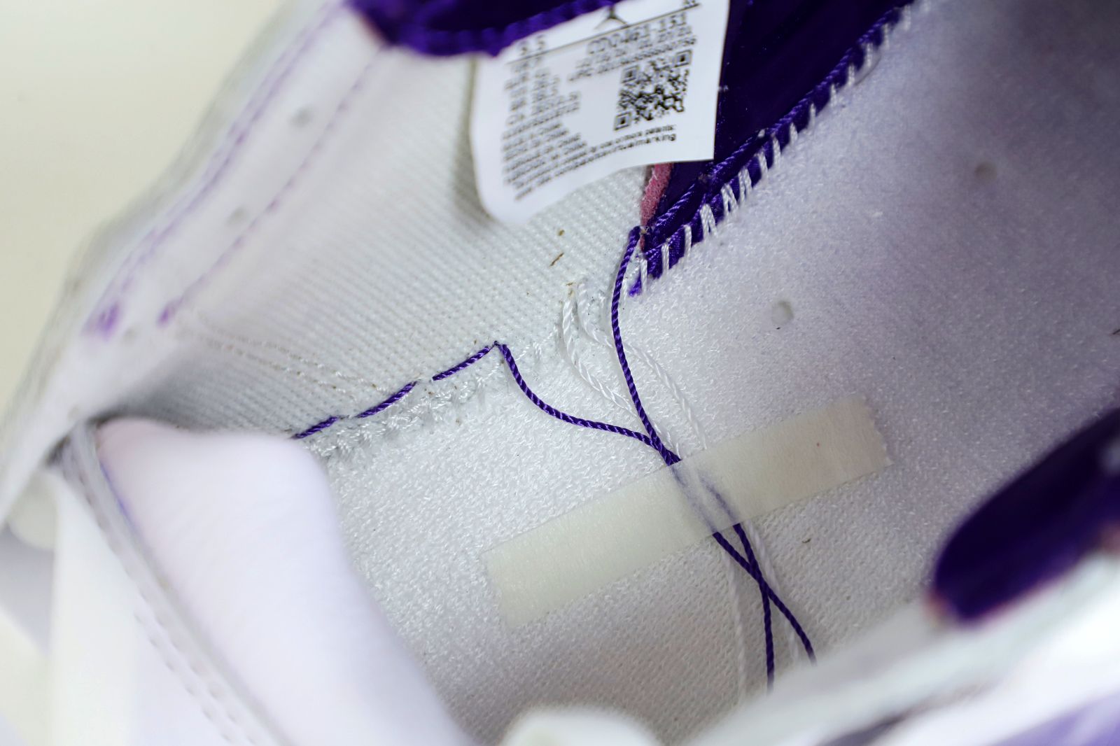 Kimi kick Air Jordan 1 High OG Court Purple