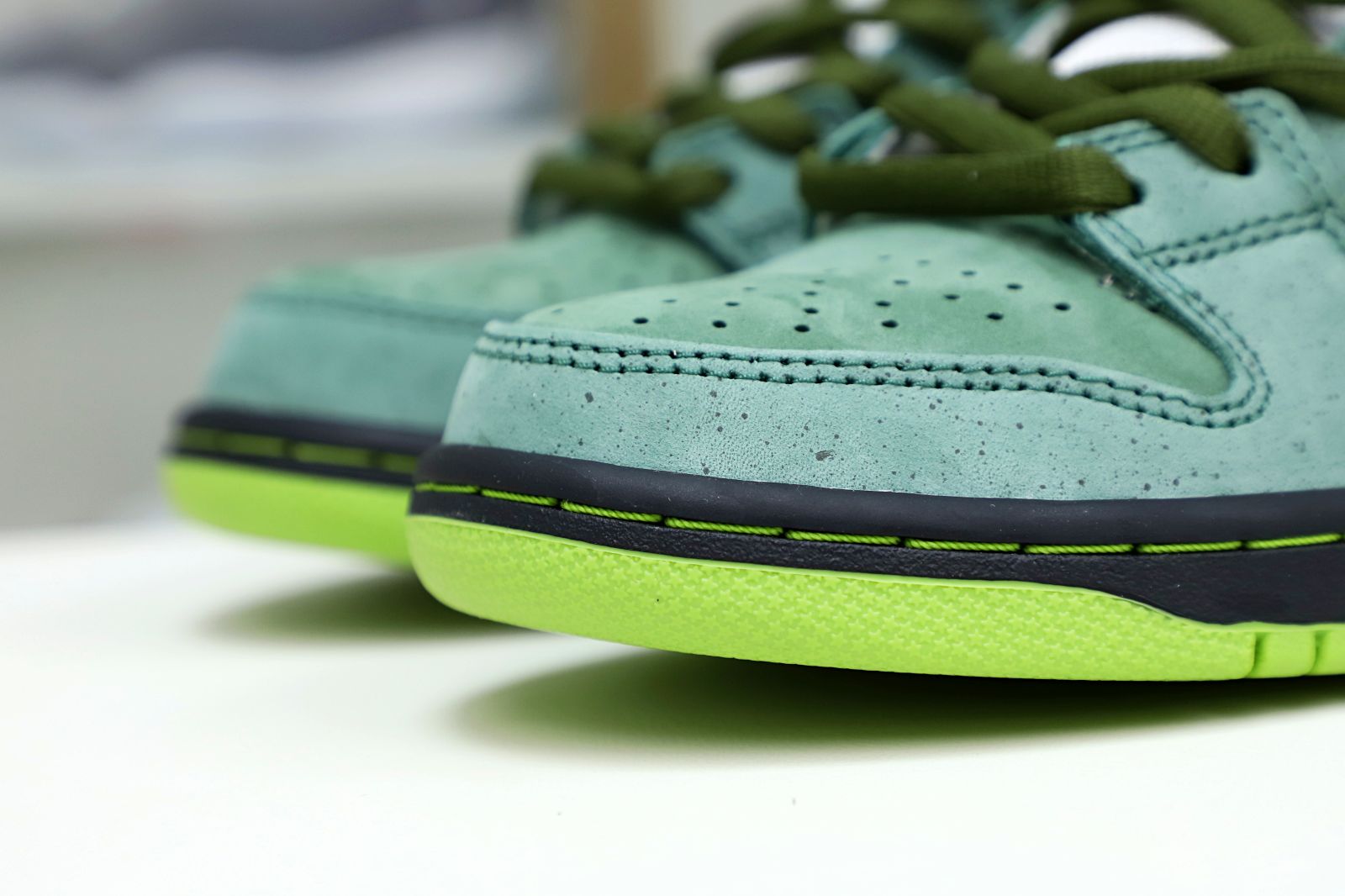 Kimi kick Concepts x Nike SB Dunk Low Green Lobster