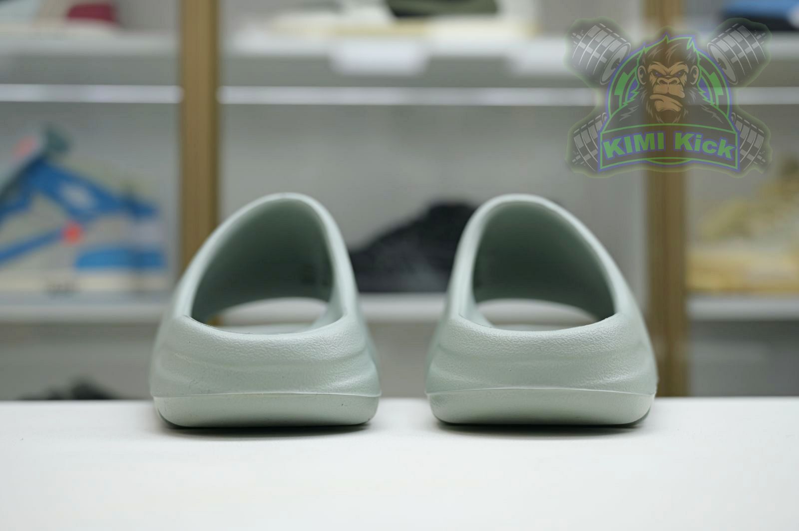 Kimi kick adidas originals Yeezy Slide Salt