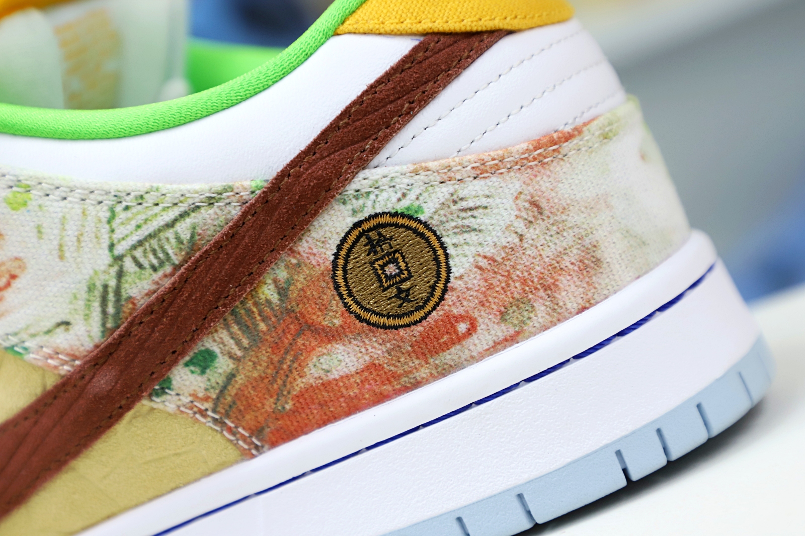 Kimi kick JASON DENG X DUNK LOW PRO SB 'STREET HAWKER'