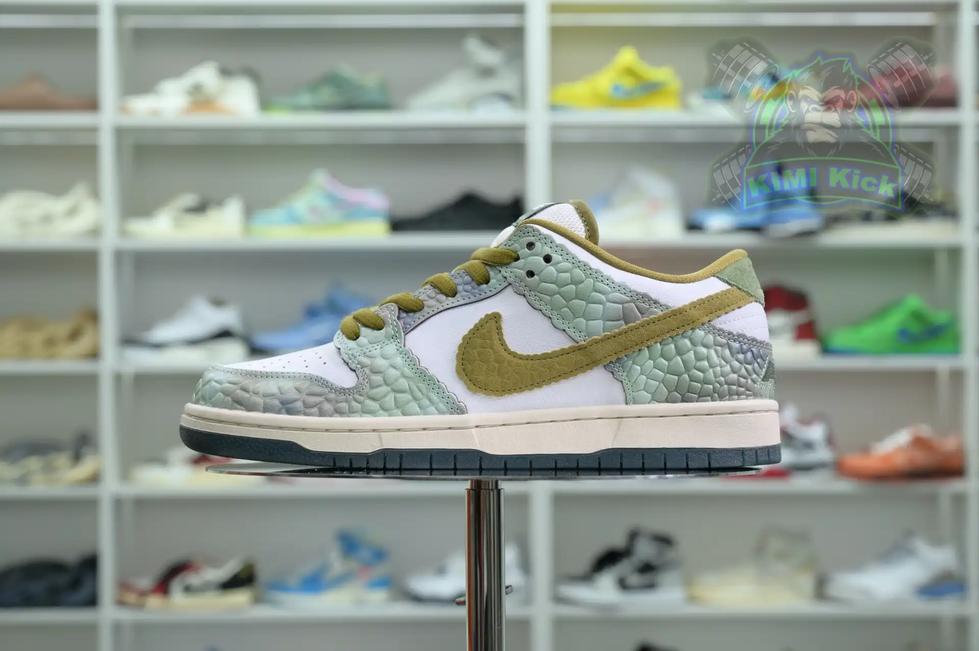 Kimikick Alexis Sablone x Nike Dunk SB Low