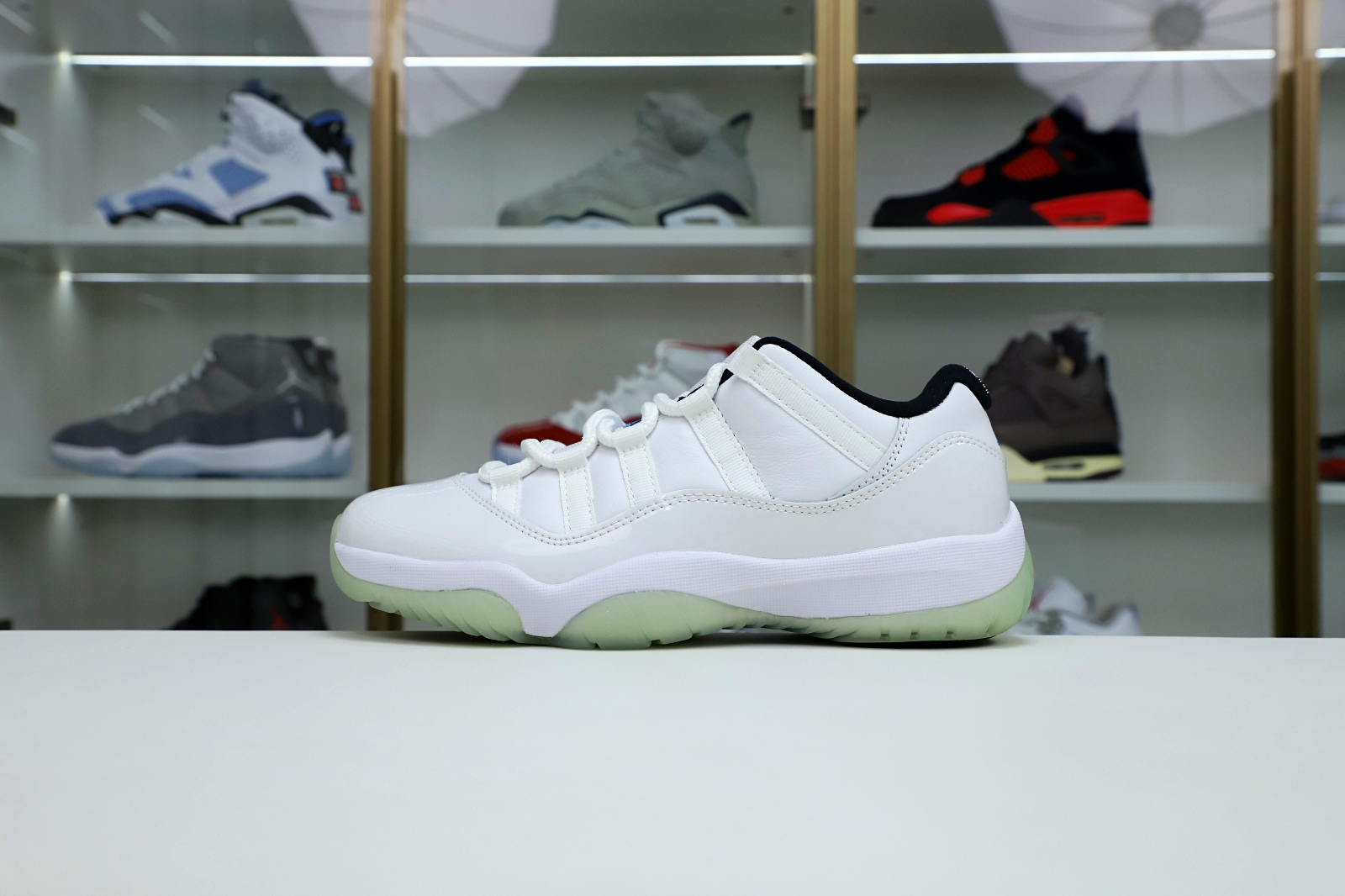 Kimi kick AIR JORDAN 11 RETRO LOW LEGEND BLUE