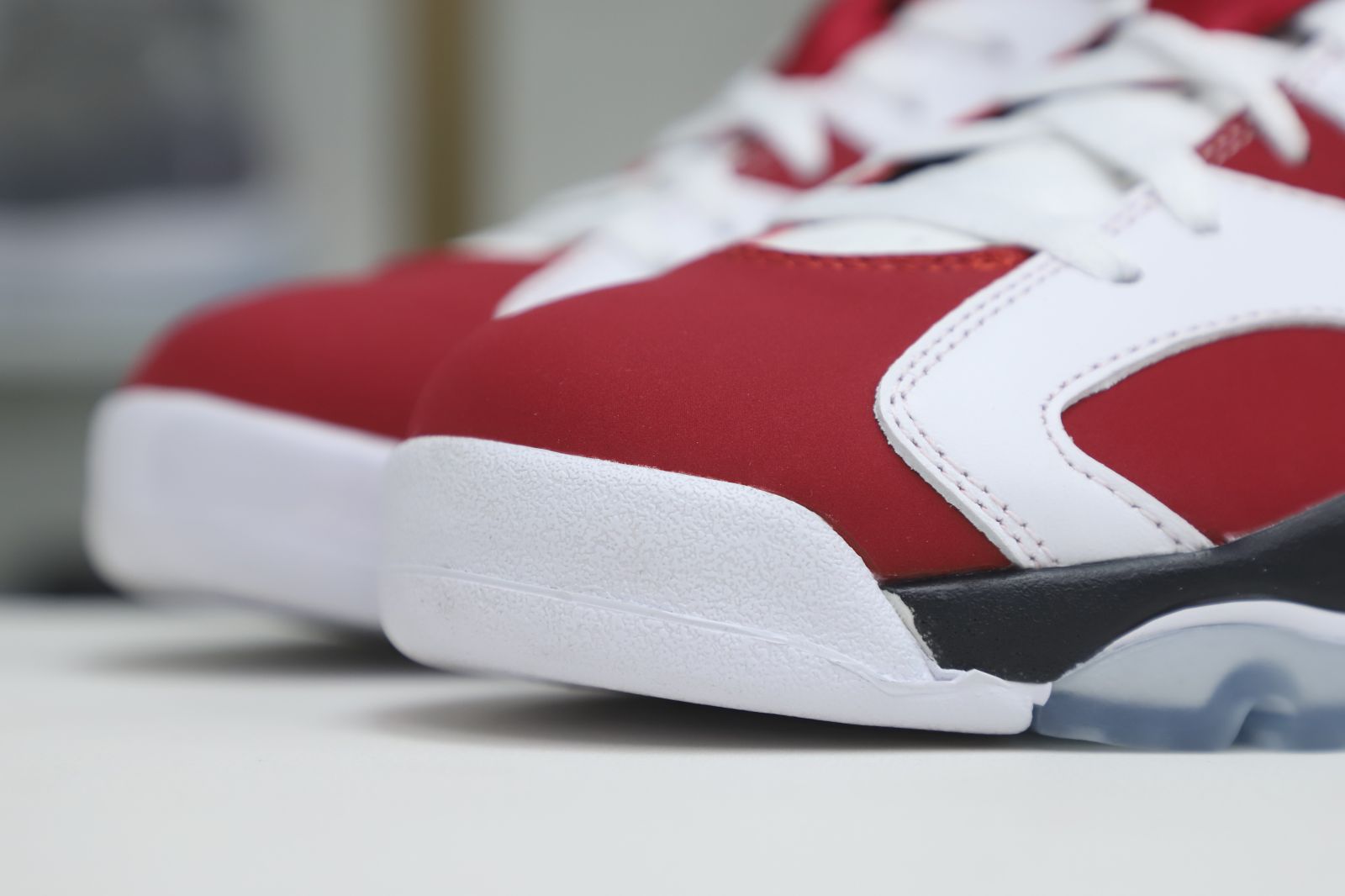 Kimi kick AIR JORDAN 6 RETRO OG 'CARMINE' 2021