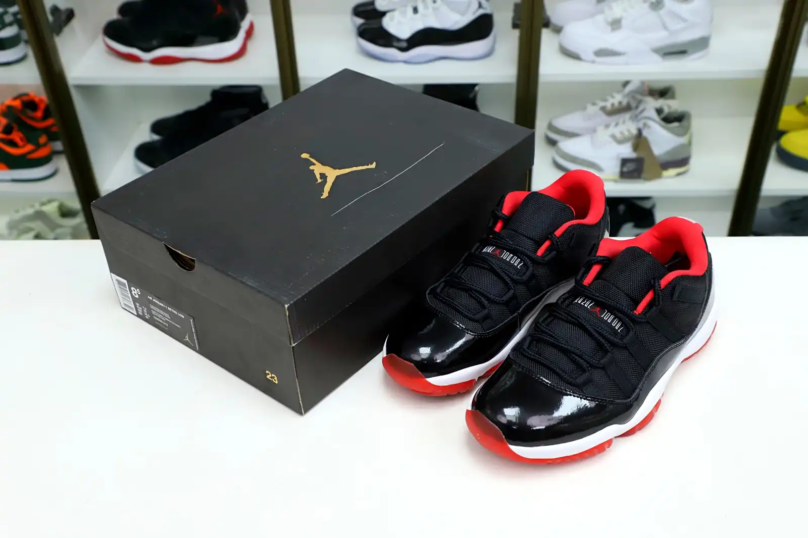 Kimikick AIR JORDAN 11 RETRO BRED LOW