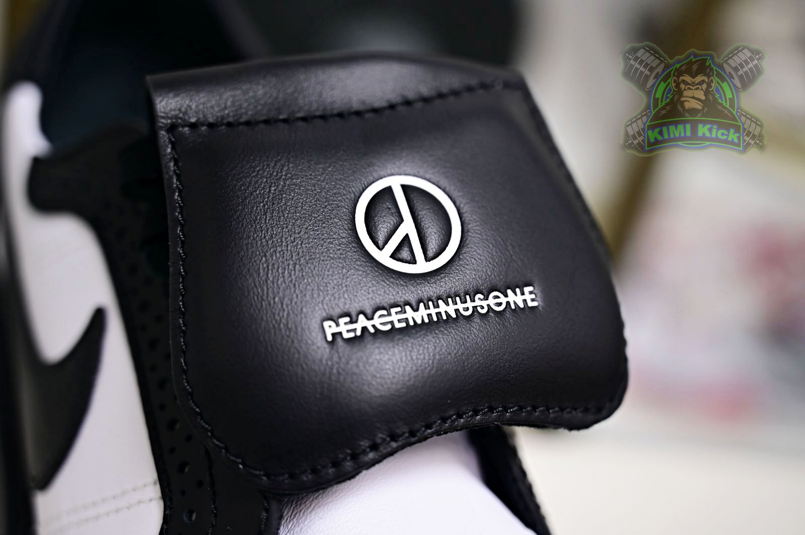 Kimi kick Peaceminusone x Nike Kwondo1 4.0