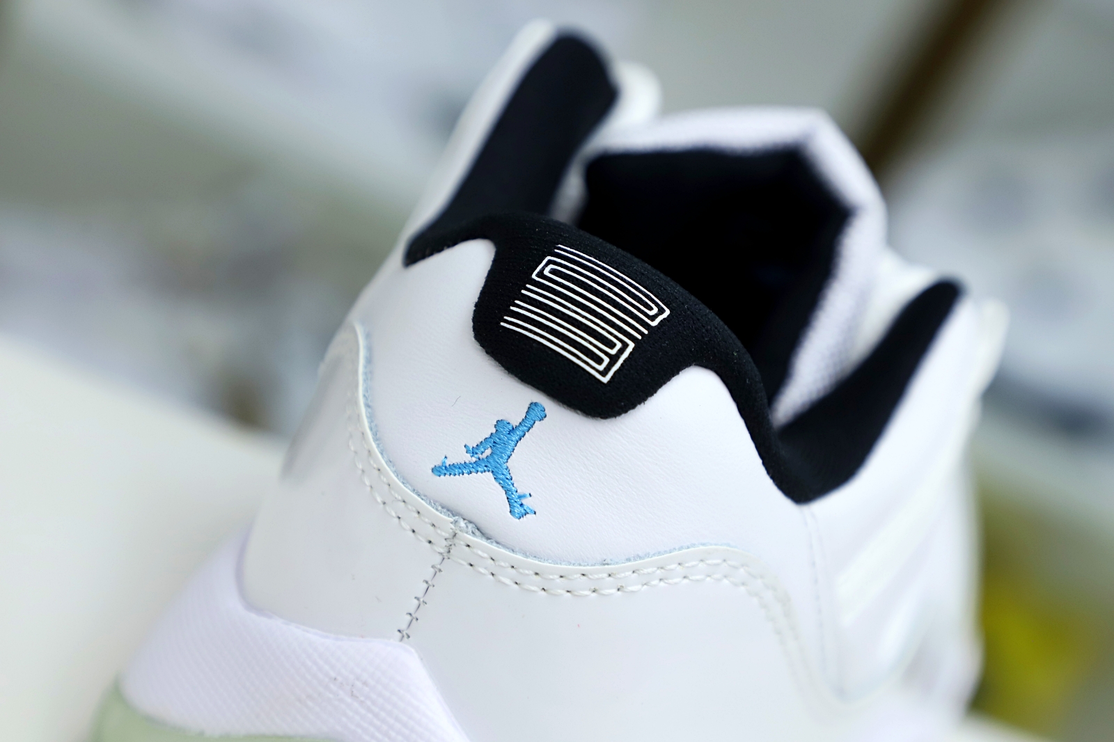 Kimi kick AIR JORDAN 11 RETRO LOW LEGEND BLUE