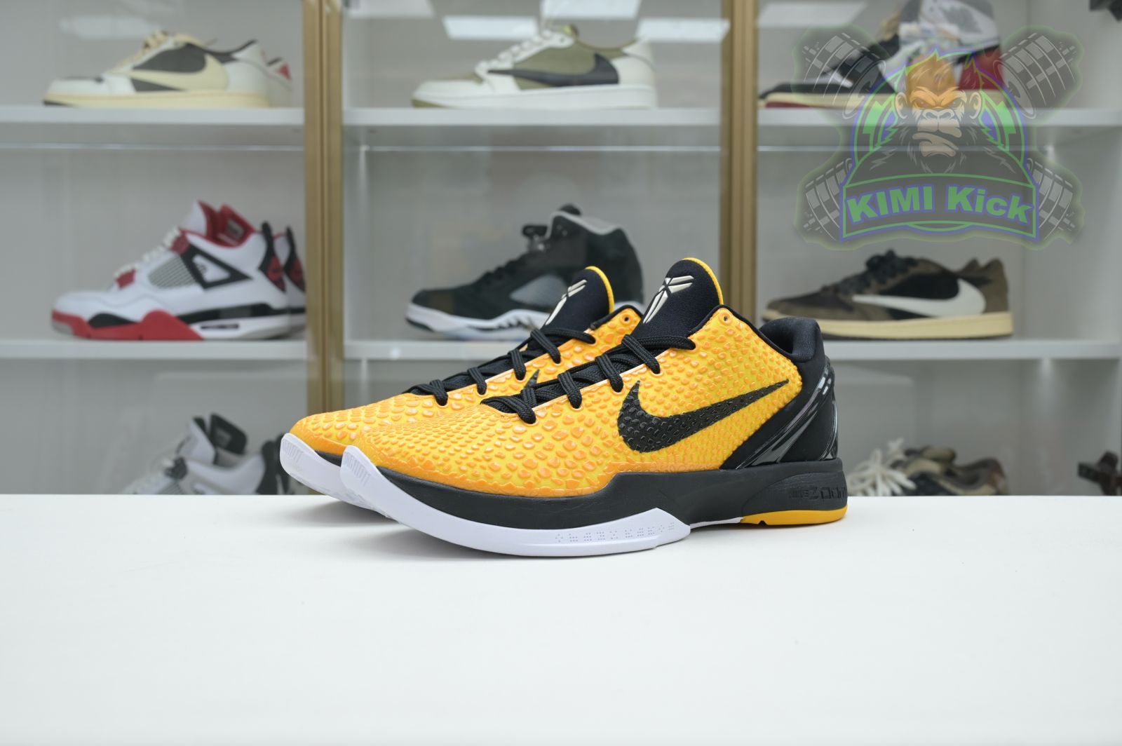 Kimi kick Nike Zoom Kobe 6 Lightbulb