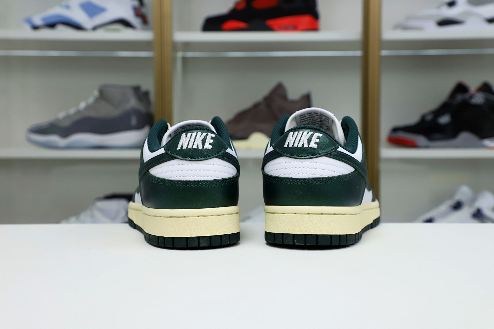 Kimi kick NIKE WMNS DUNK LOW 'VINTAGE GREEN'