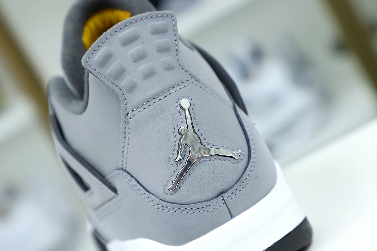 Kimi kick AIR JORDAN 4 RETRO 'COOL GREY' 2019