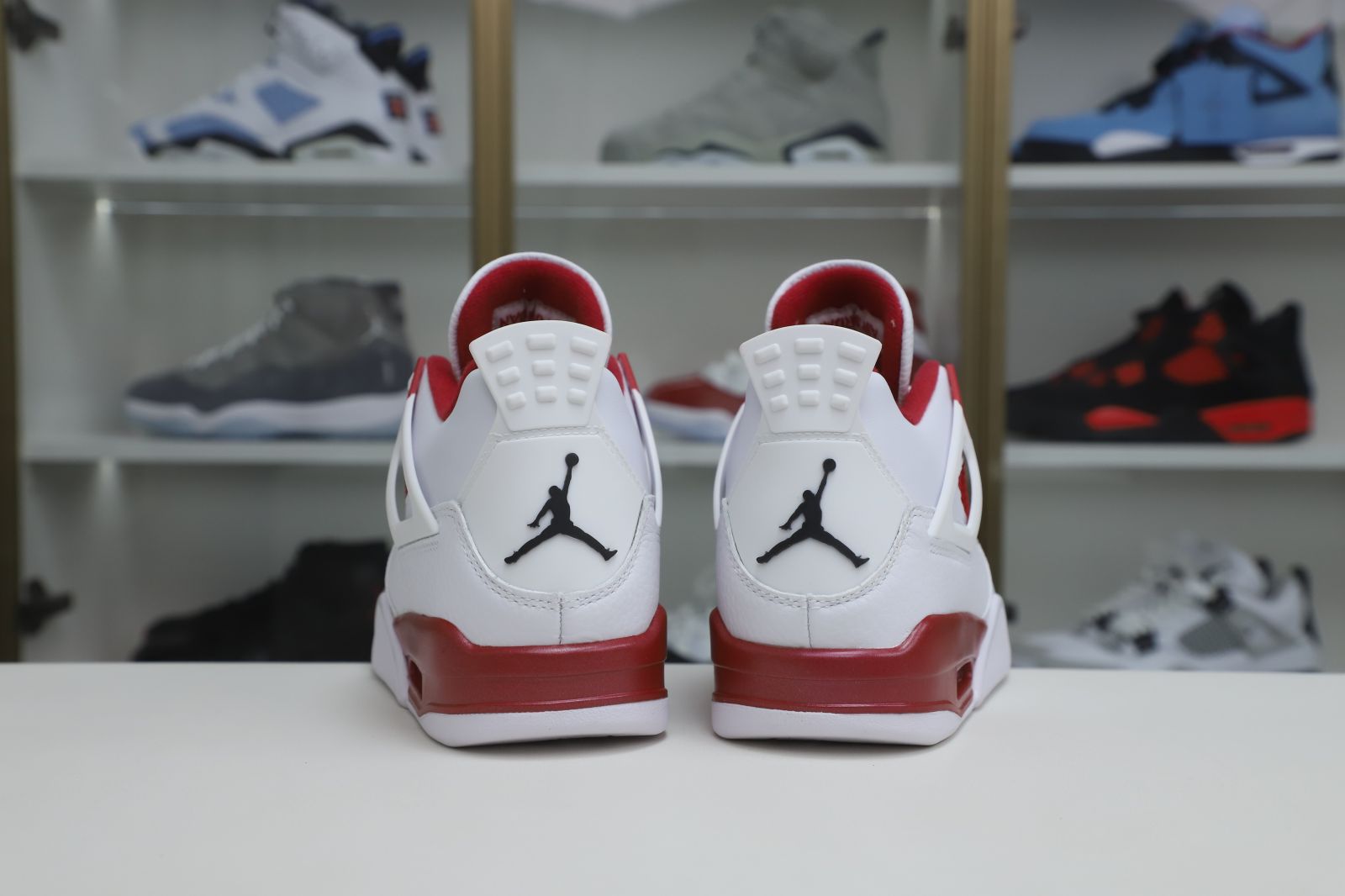 Kimi kick AIR JORDAN4 RETRO ALTERNATE 89