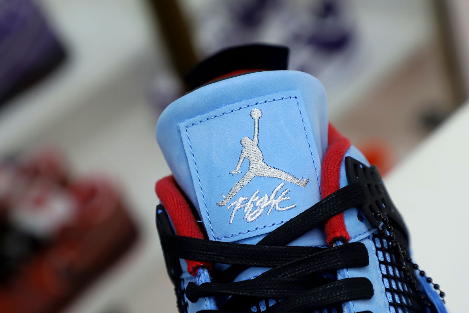 Kimi kick TRAVIS SCOTT X AIR JORDAN 4 RETRO 'CACTUS JACK' FRIENDS &amp; FAMILY