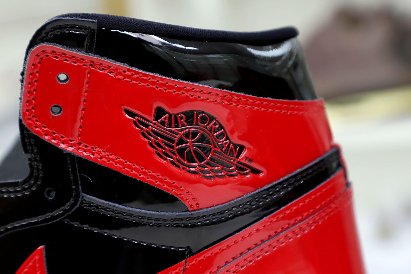 Kimi kick AIR JORDAN 1 HIGH OG BRED PATENT