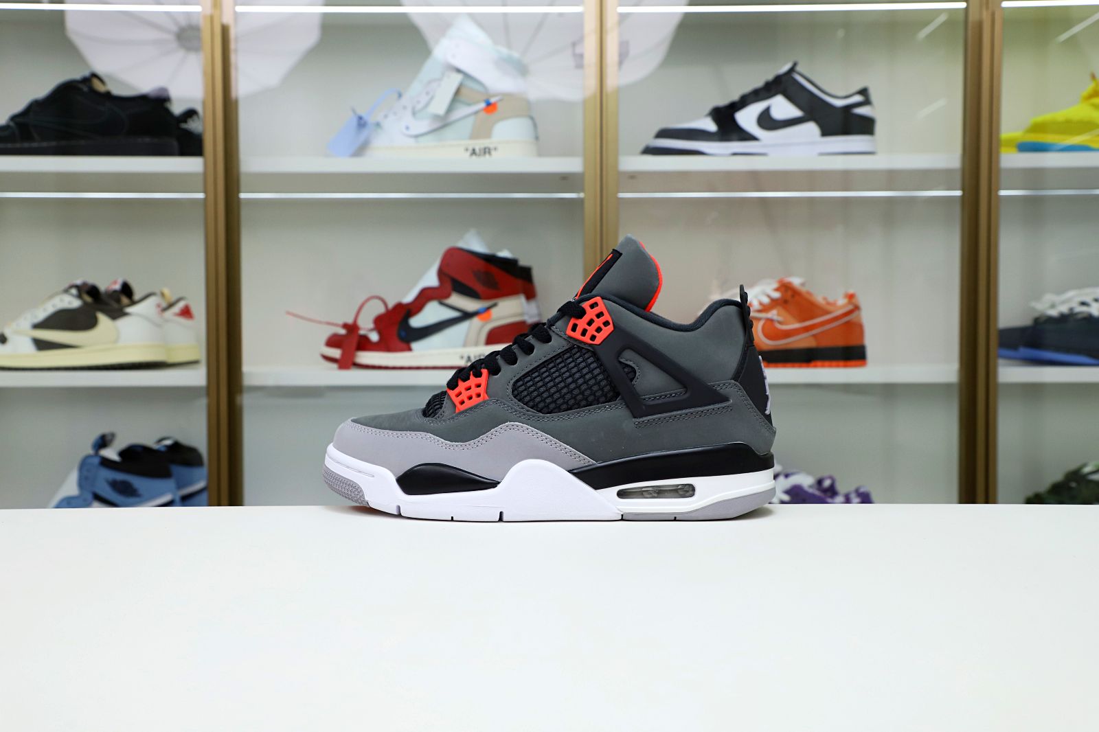 Kimi kick AIR JORDAN 4 INFRARED