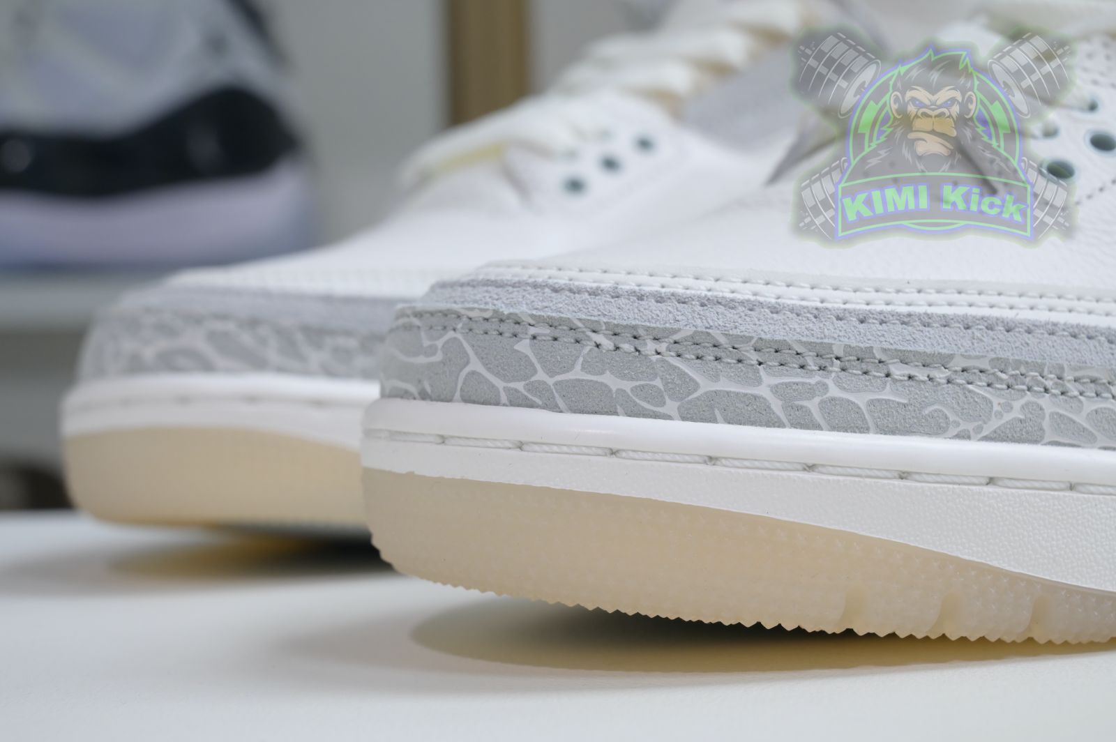 Kimi kick Air Jordan 3 Craft“Ivory”