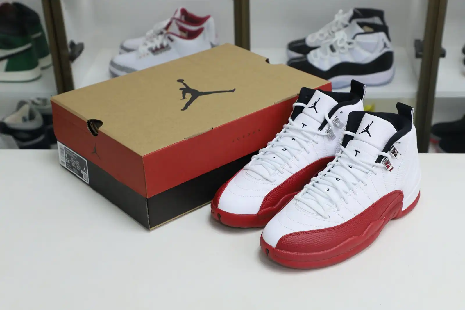 Kimikick Jordan Air Jordan 12 Retro