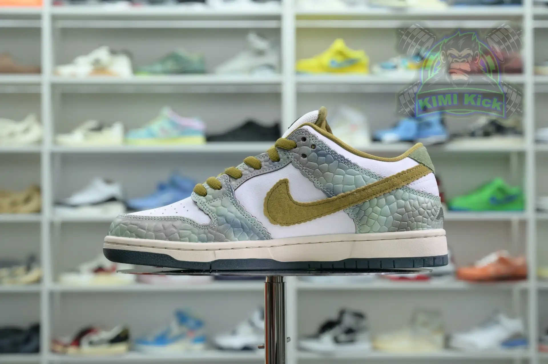 Kimikick Alexis Sablone x Nike Dunk SB Low