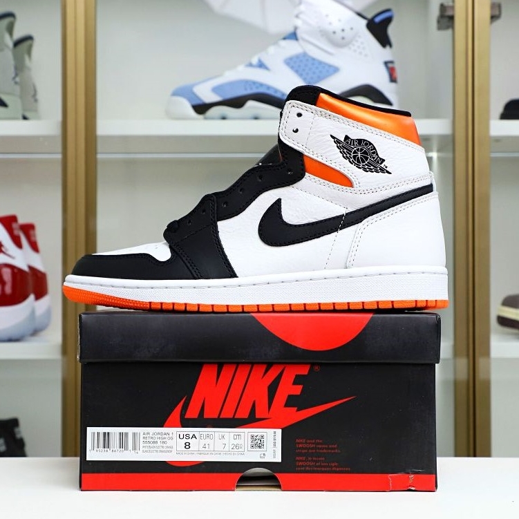 Kimi kick Air Jordan 1 Retro High OG Electro Orange'