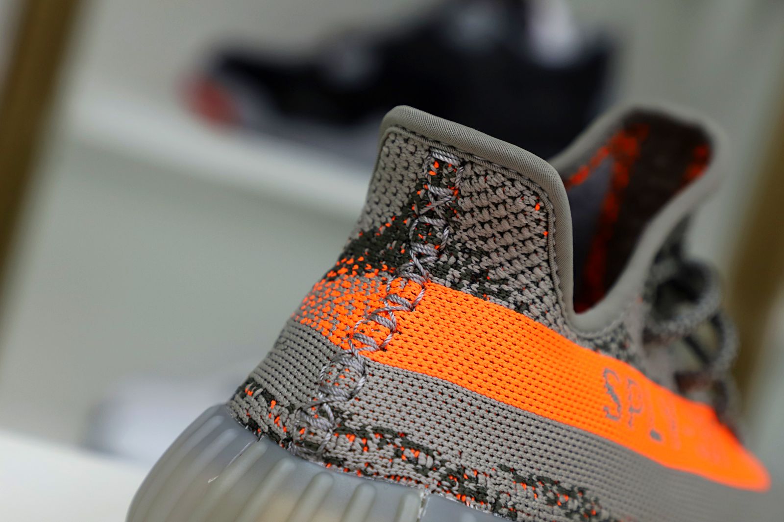 Kimi kick Yeezy boost 350 beluga reflectiv