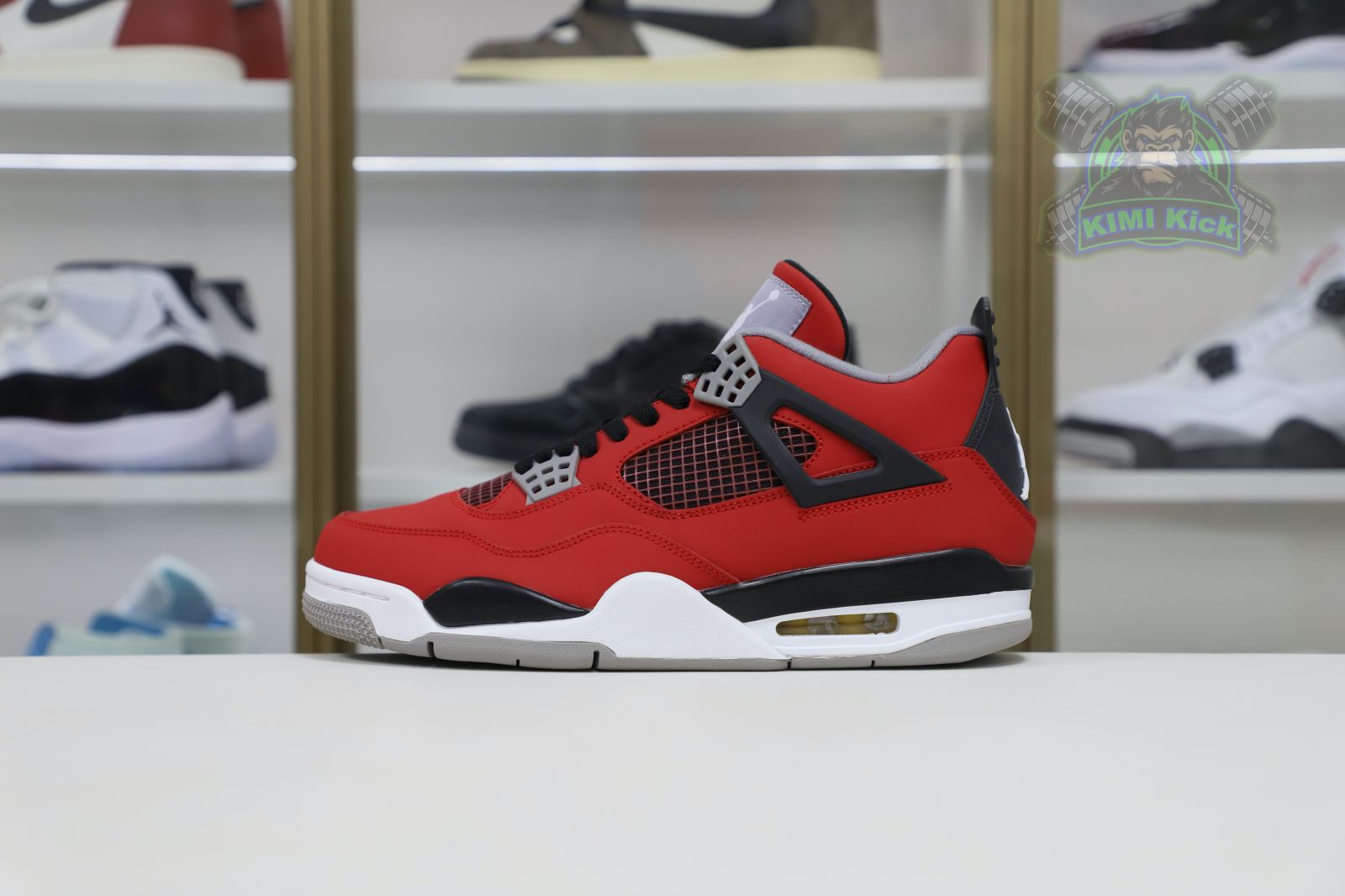 Kimi kick Jordan Air Jordan4 RetroToro Bravo