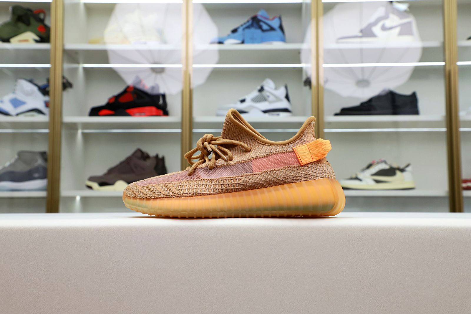 Kimi kick YEEZY BOOST 350 V2 'CLAY'